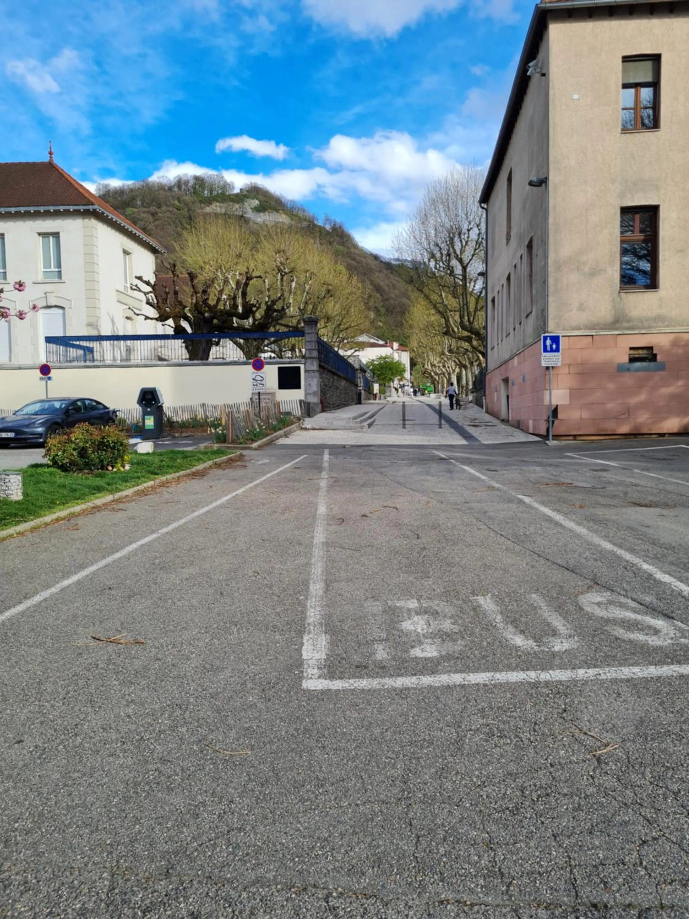Parking in Hôtel du Midi