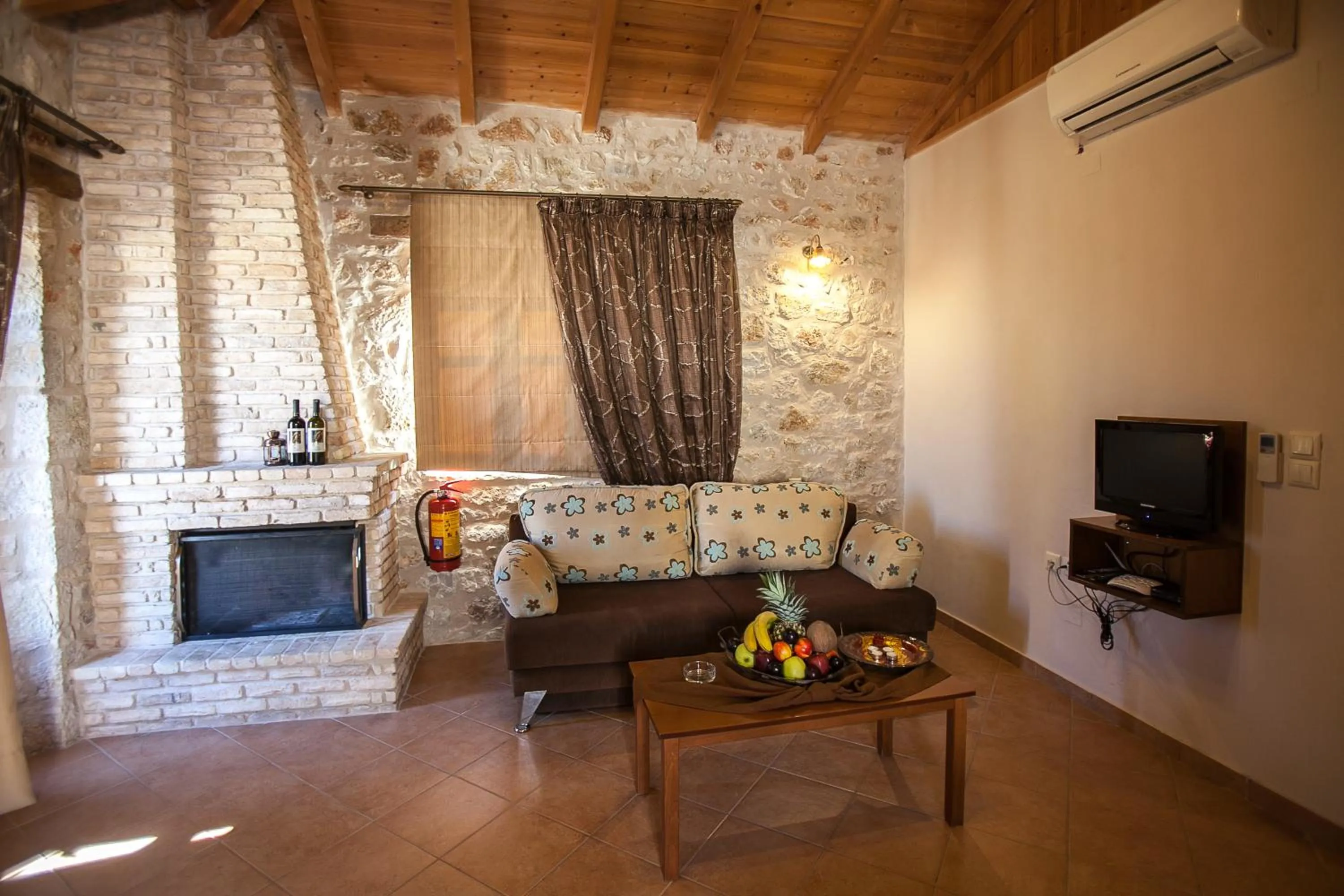 Seating area in Anigraia