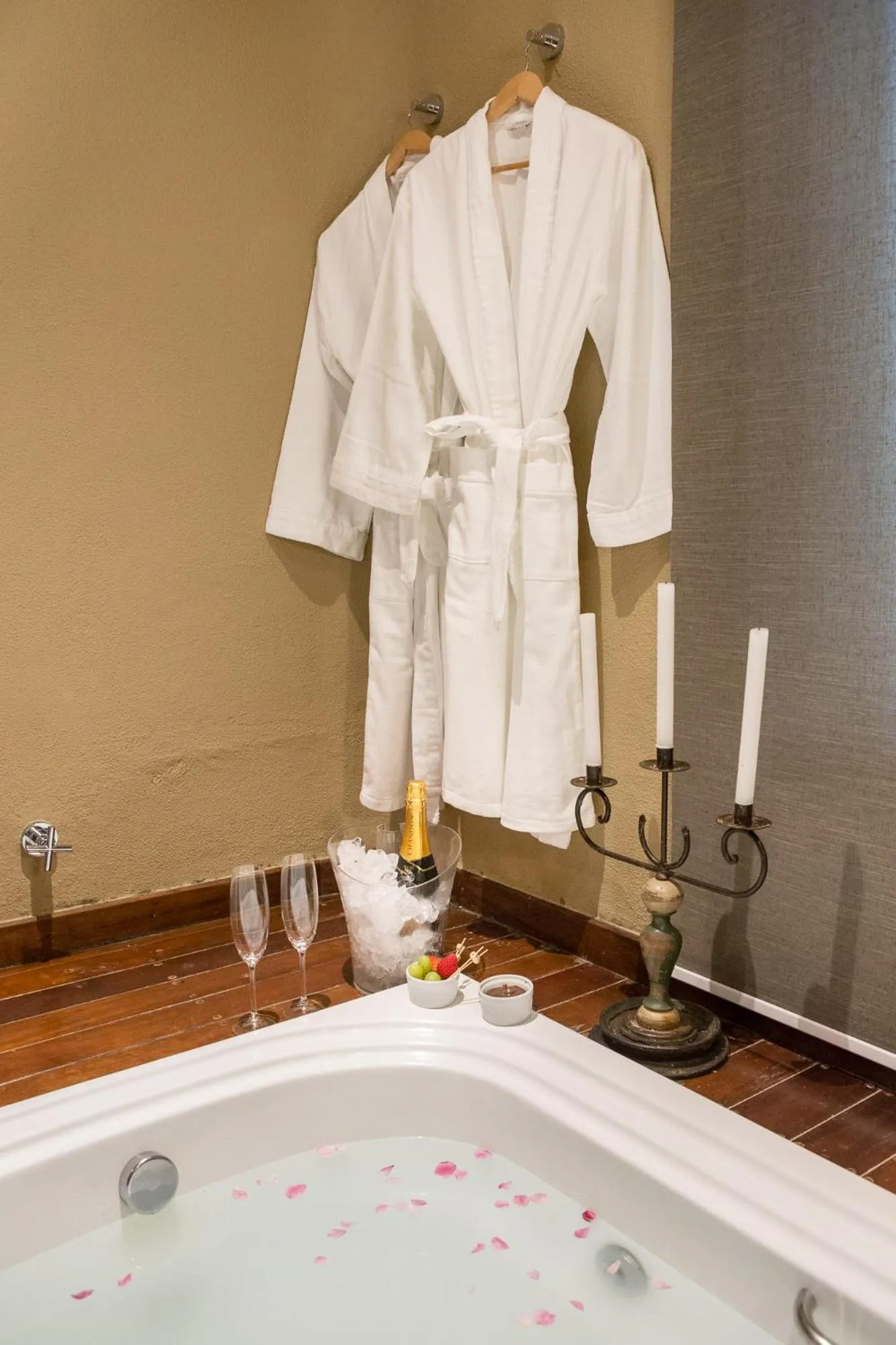 Hot Tub in Pousada Maya