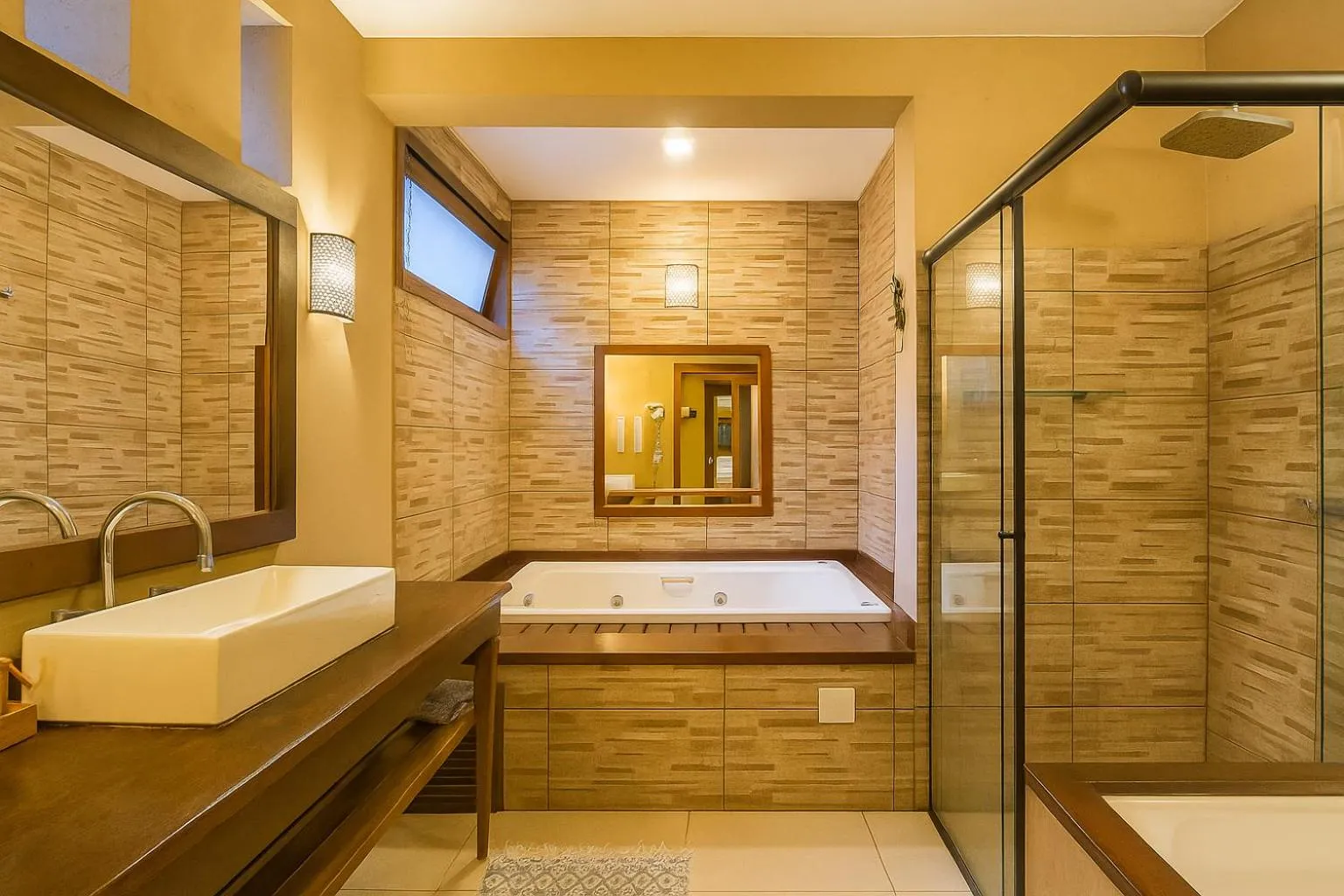 Bathroom, Bed in Pousada Maya