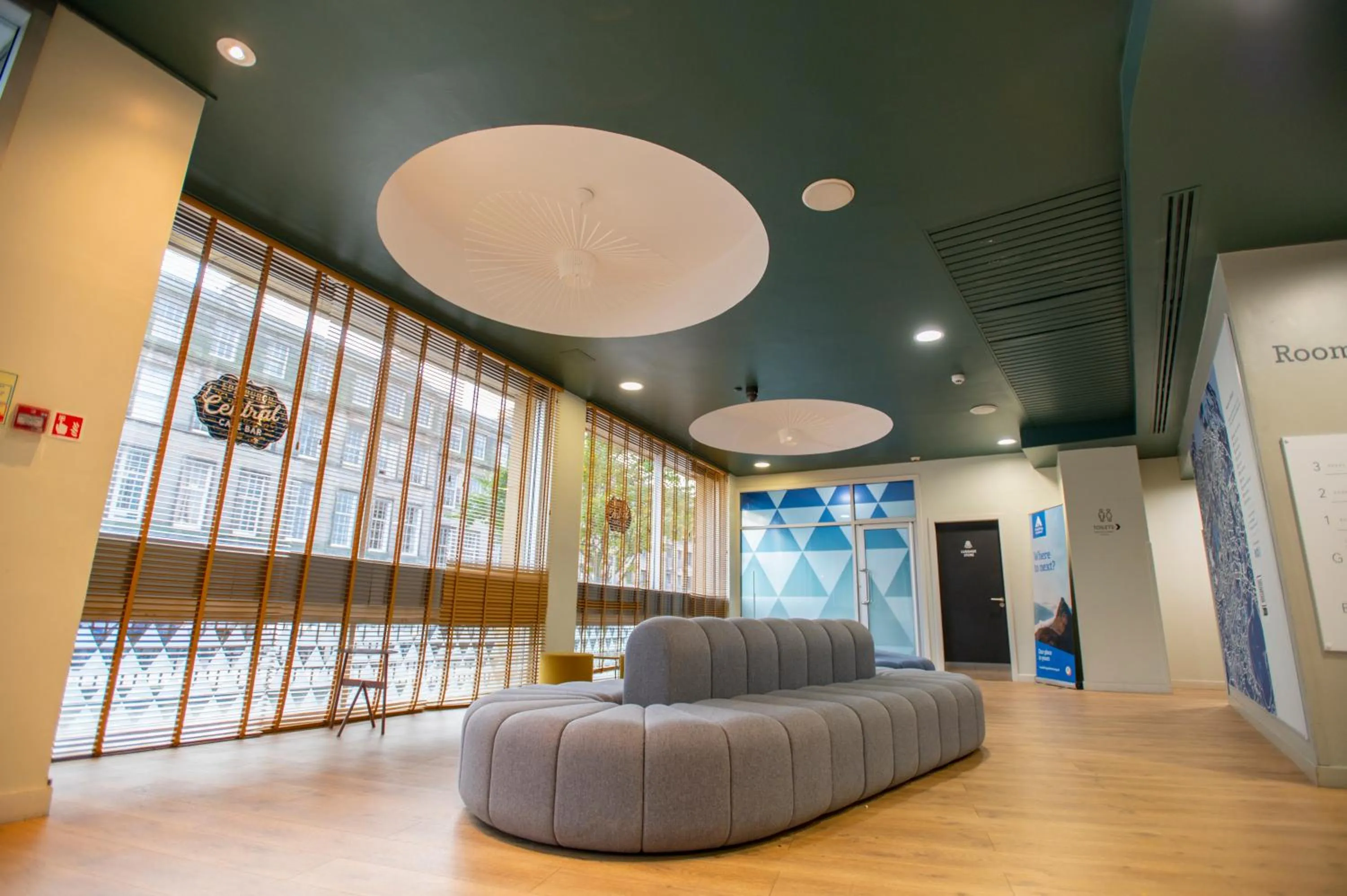 Lobby or reception in Edinburgh Central Accommodation