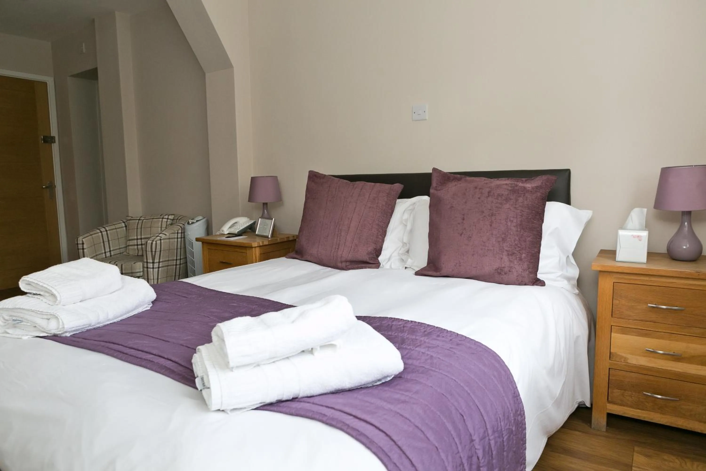 Bed in The Manor Hotel