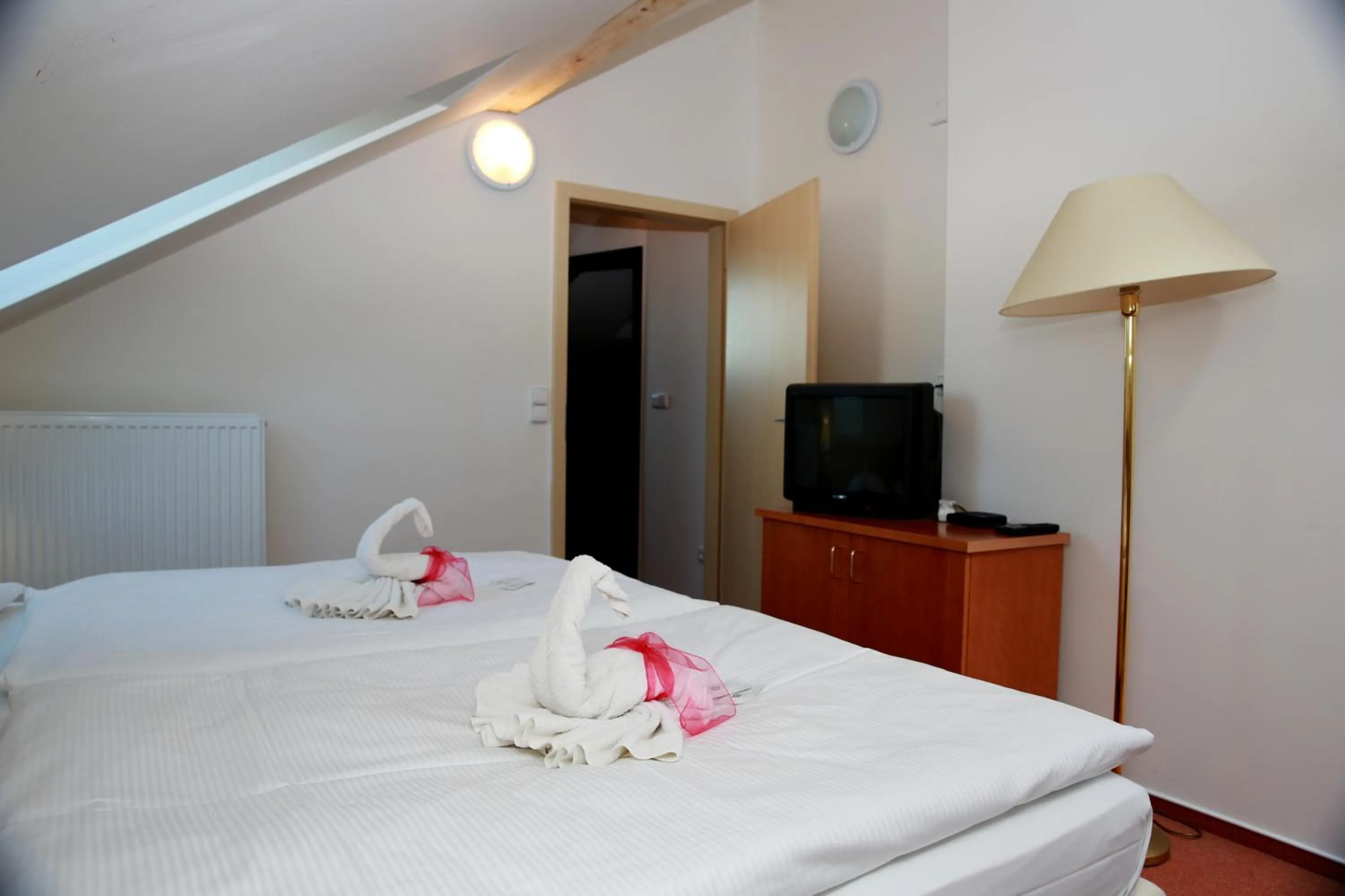 Bedroom, Bed in Wellness Penzion Kroměříž - Zlobice