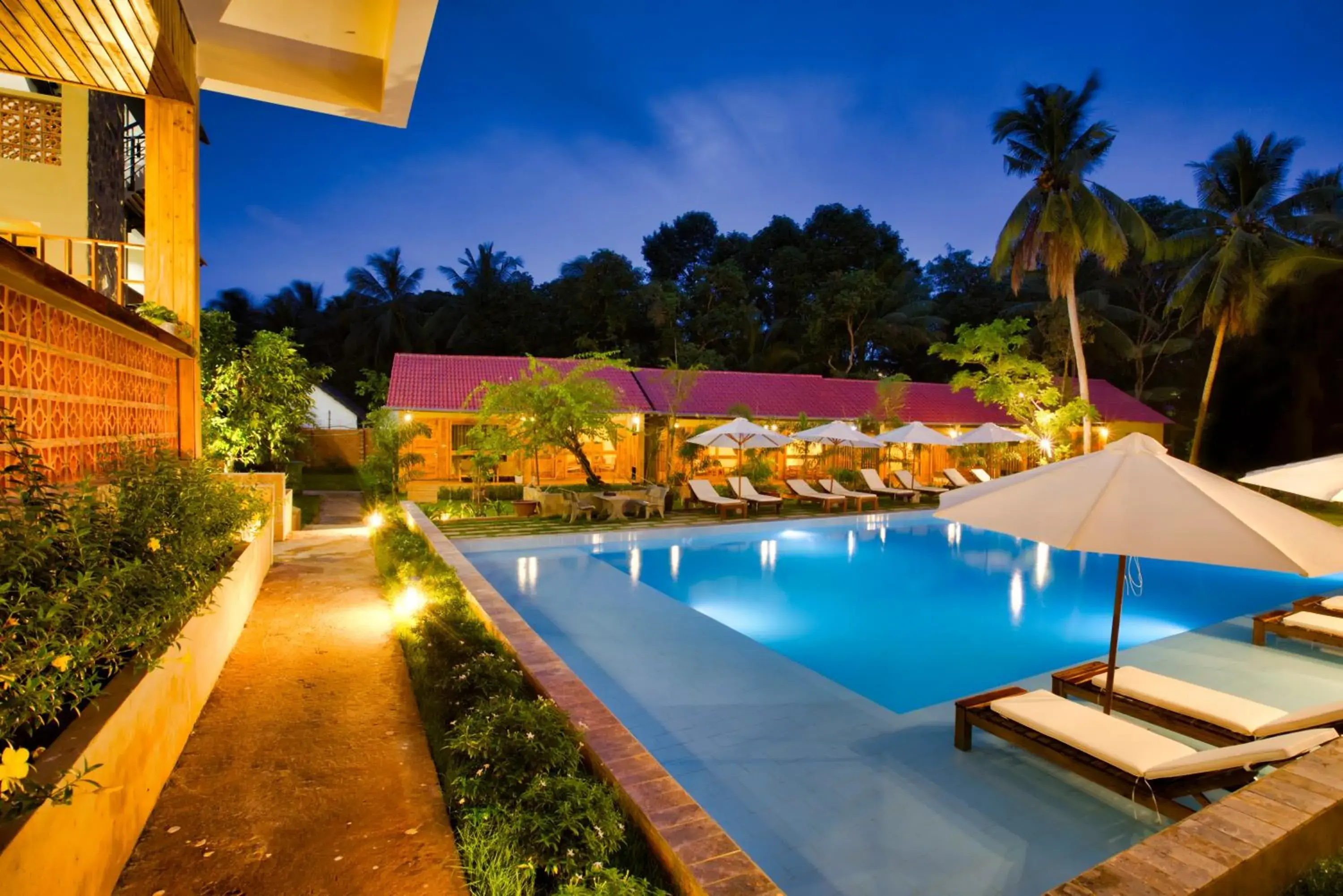 Swimming pool in Azura Resort Phu Quoc Swimming pool in Azura Resort Phu Quoc