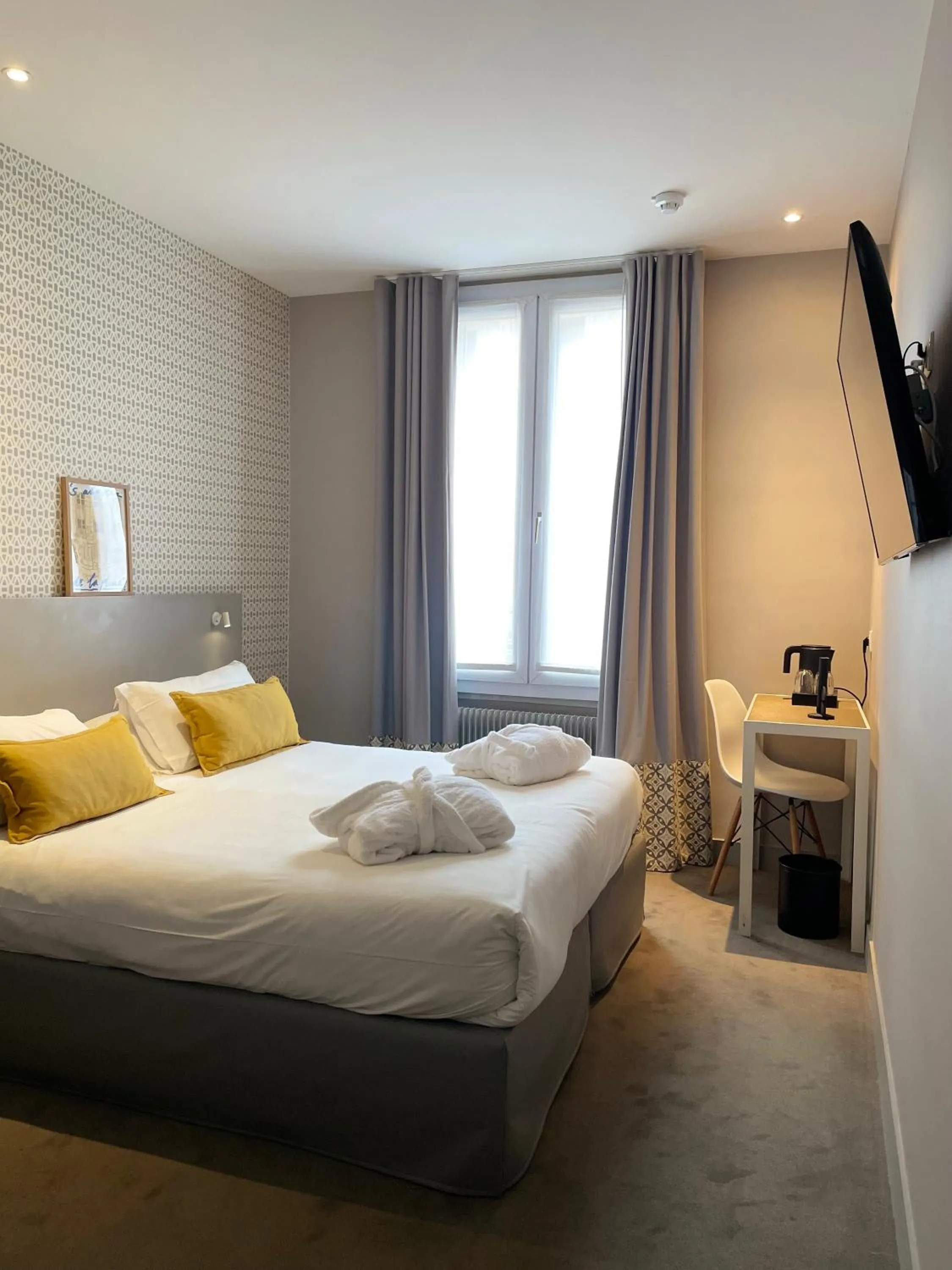 Bed in Parici Hôtel Boulogne Billancourt