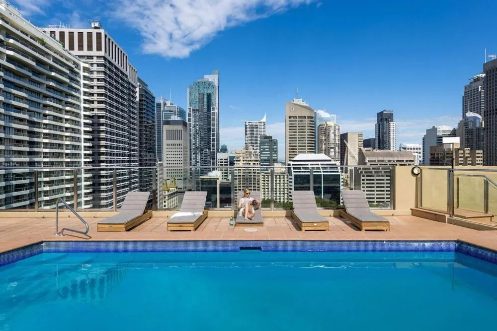 City apartment at College St