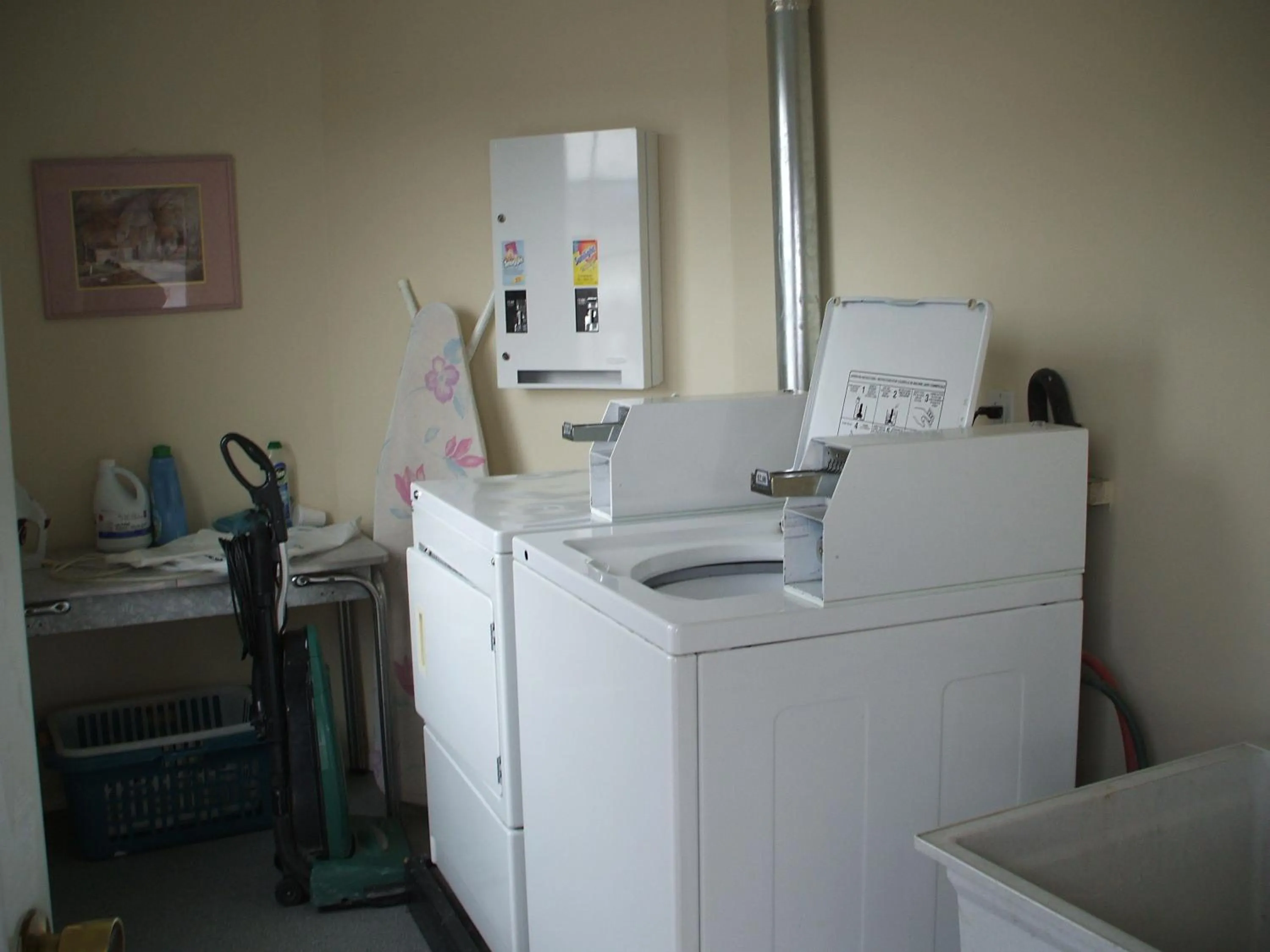 Area and facilities in Travellers Motel