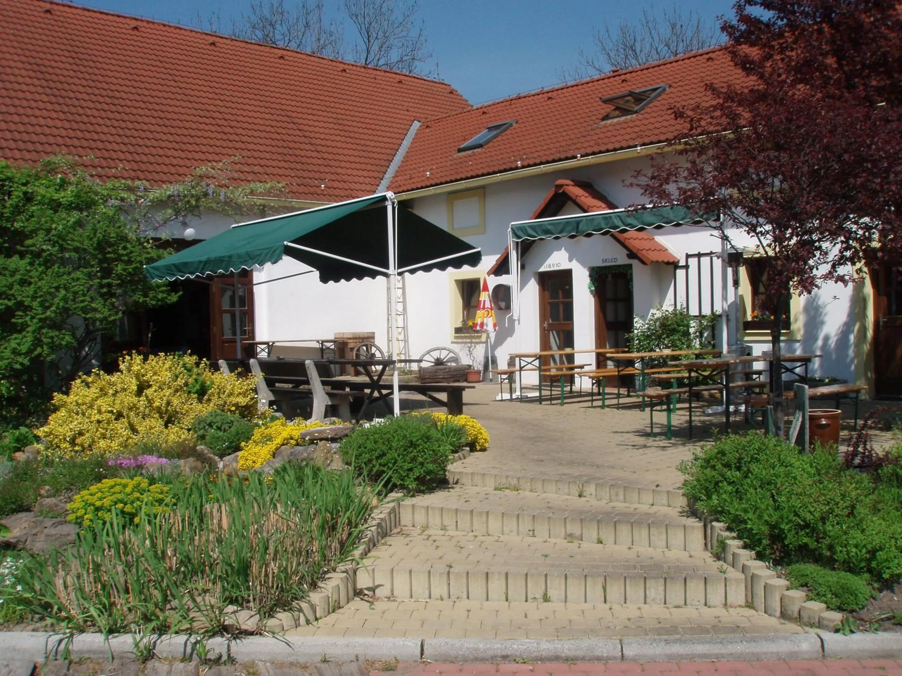 Property building in Český Statek