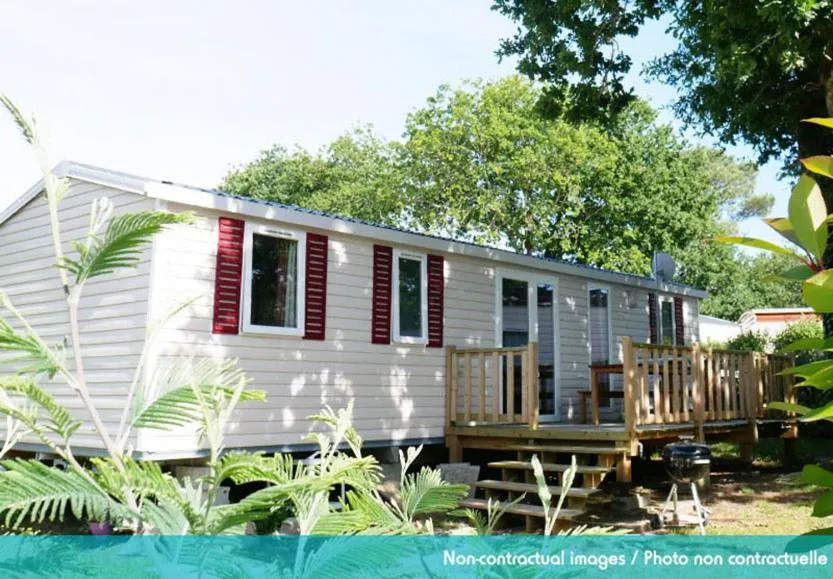 Balcony/Terrace in Camping Officiel Siblu Les Rives de Condrieu