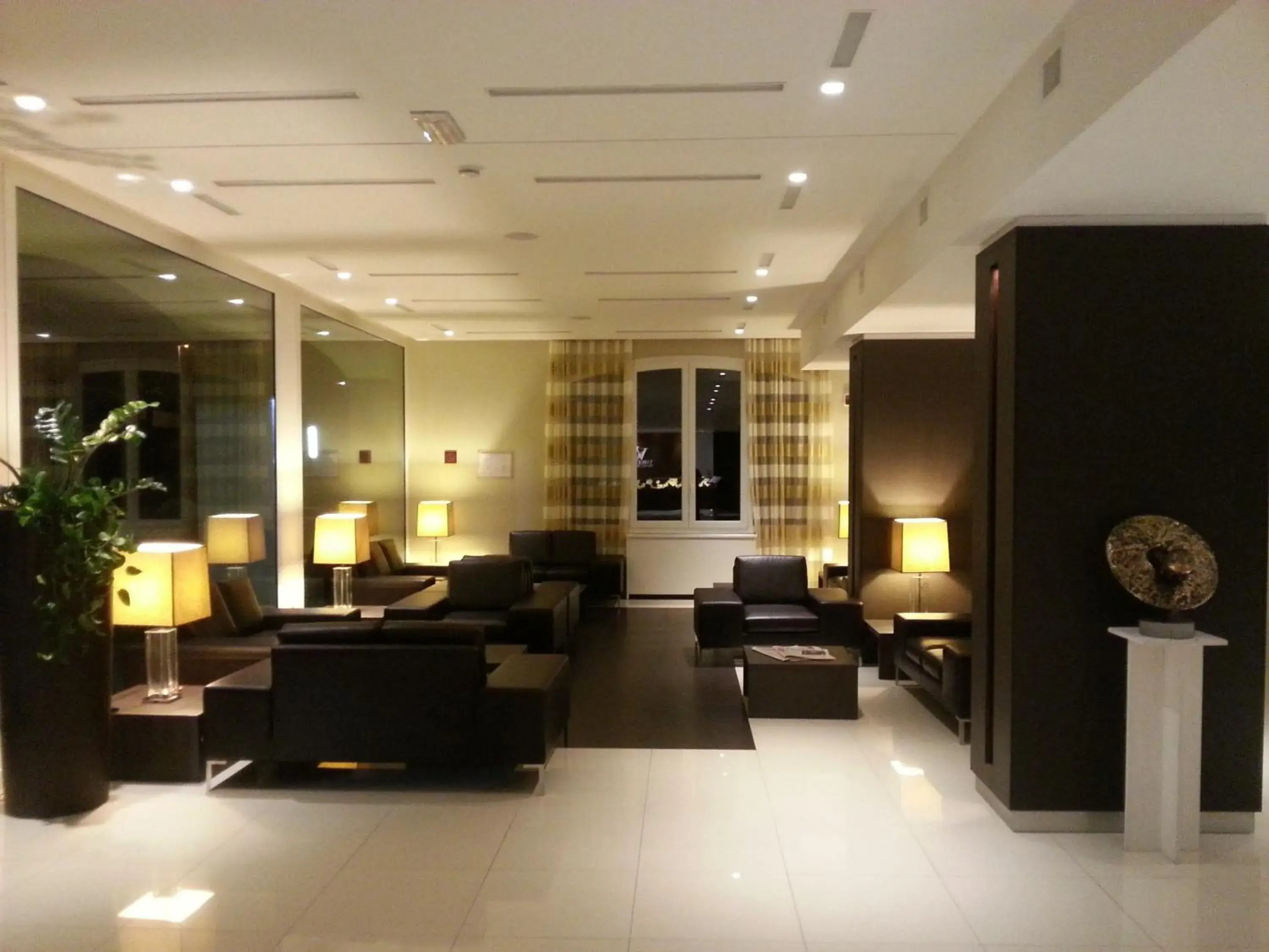 Lobby or reception in Virginia Palace Hotel Lobby or reception in Virginia Palace Hotel