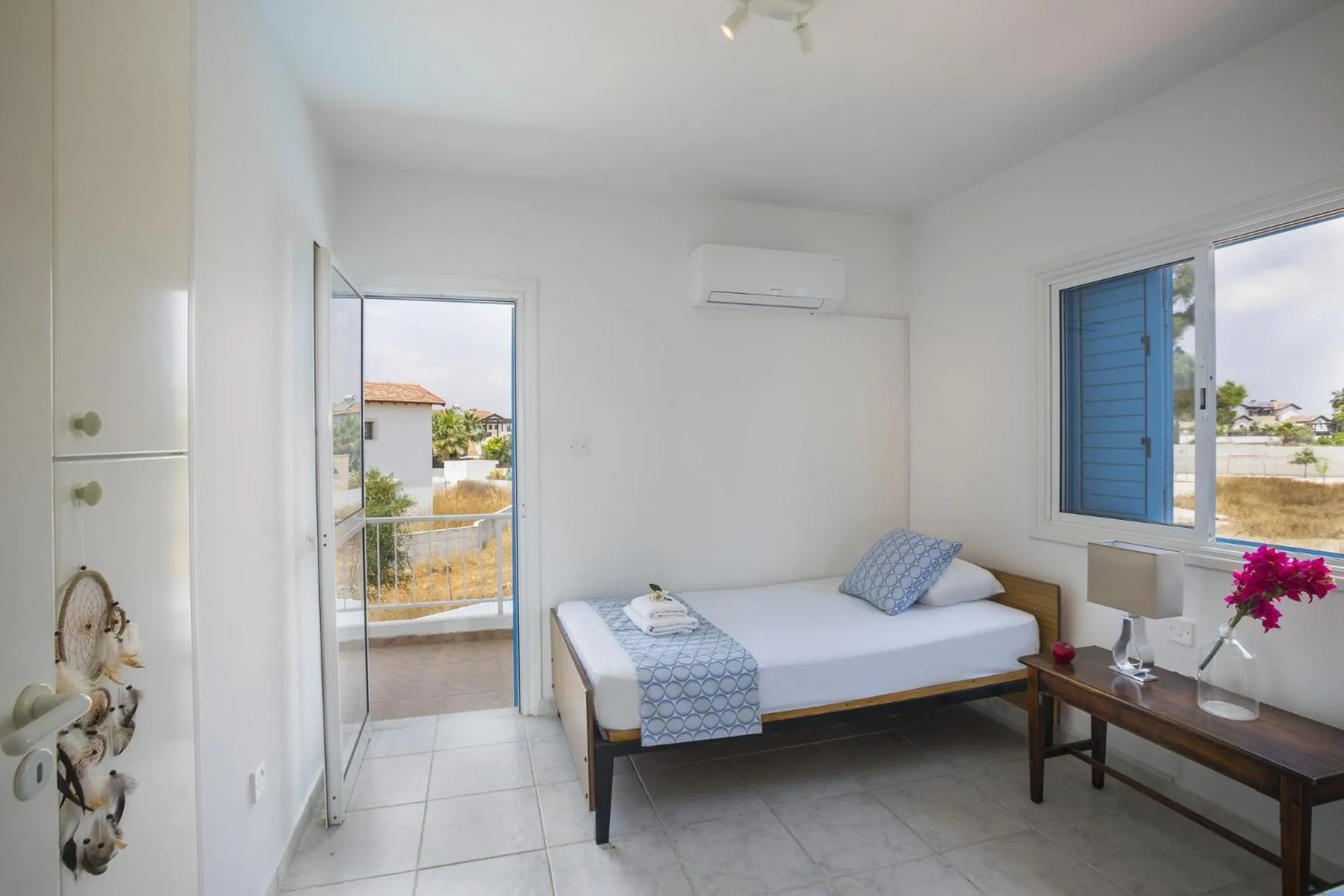 Bedroom, Bed in Villa Serene