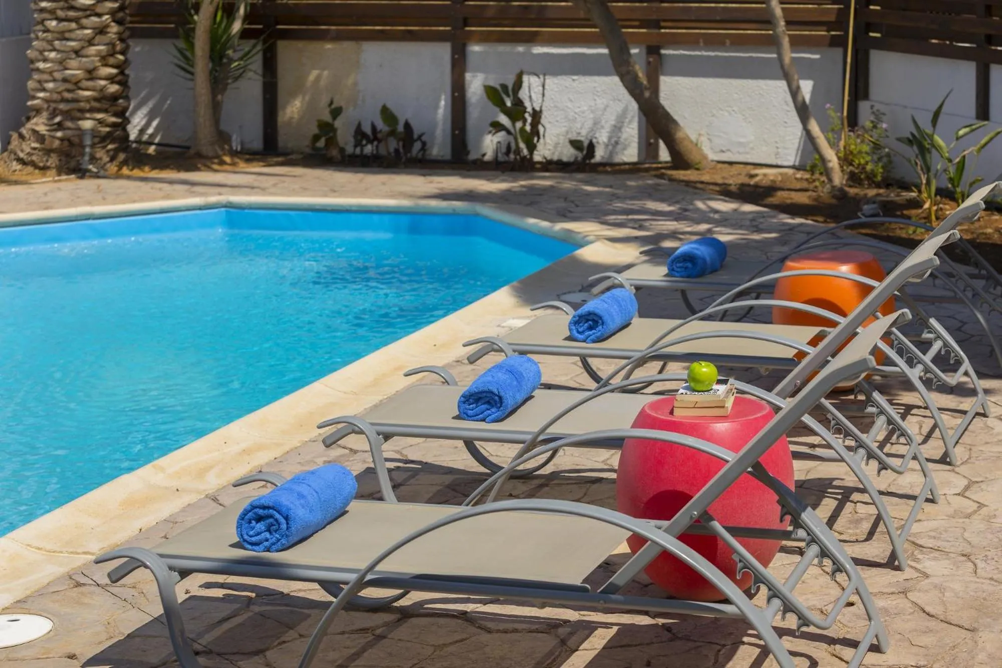 Swimming pool in Villa Serene