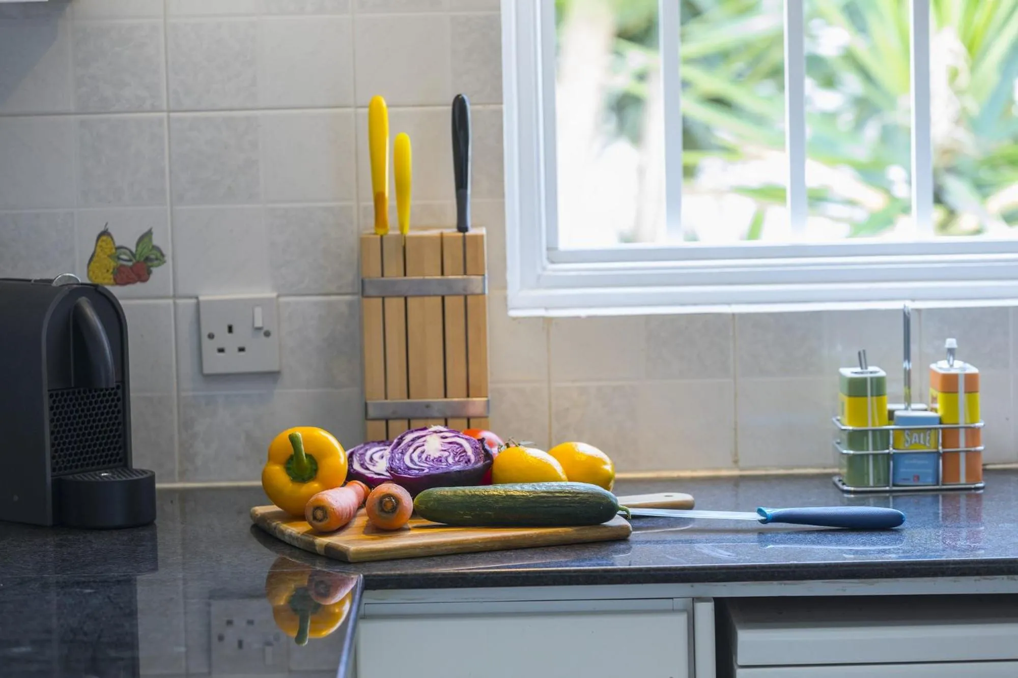 Kitchen or kitchenette in Villa Serene