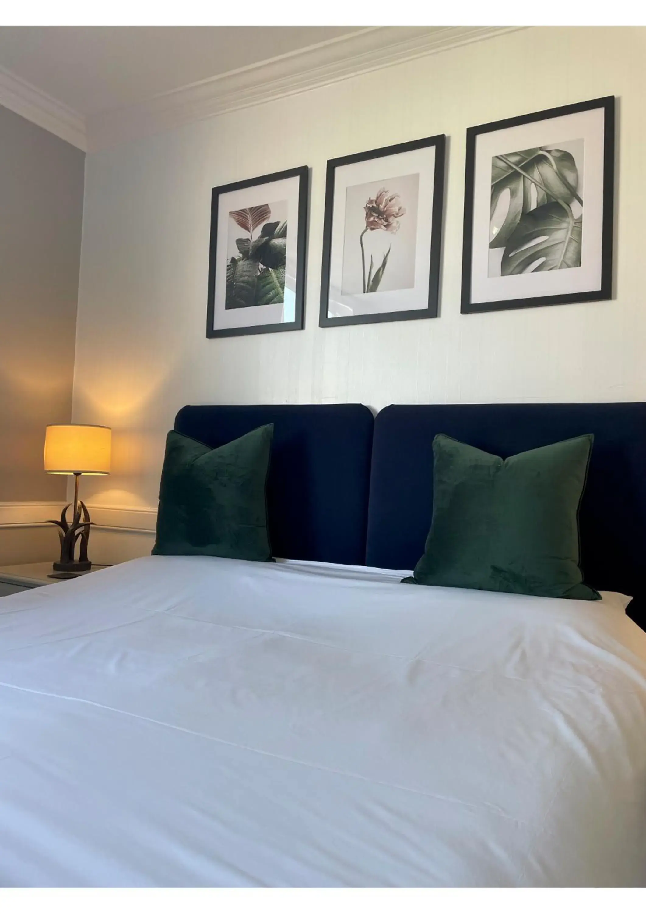 Deluxe Double or Twin Room with Garden View - single occupancy in The Abbey Hotel Deluxe Double or Twin Room with Garden View - single occupancy in The Abbey Hotel