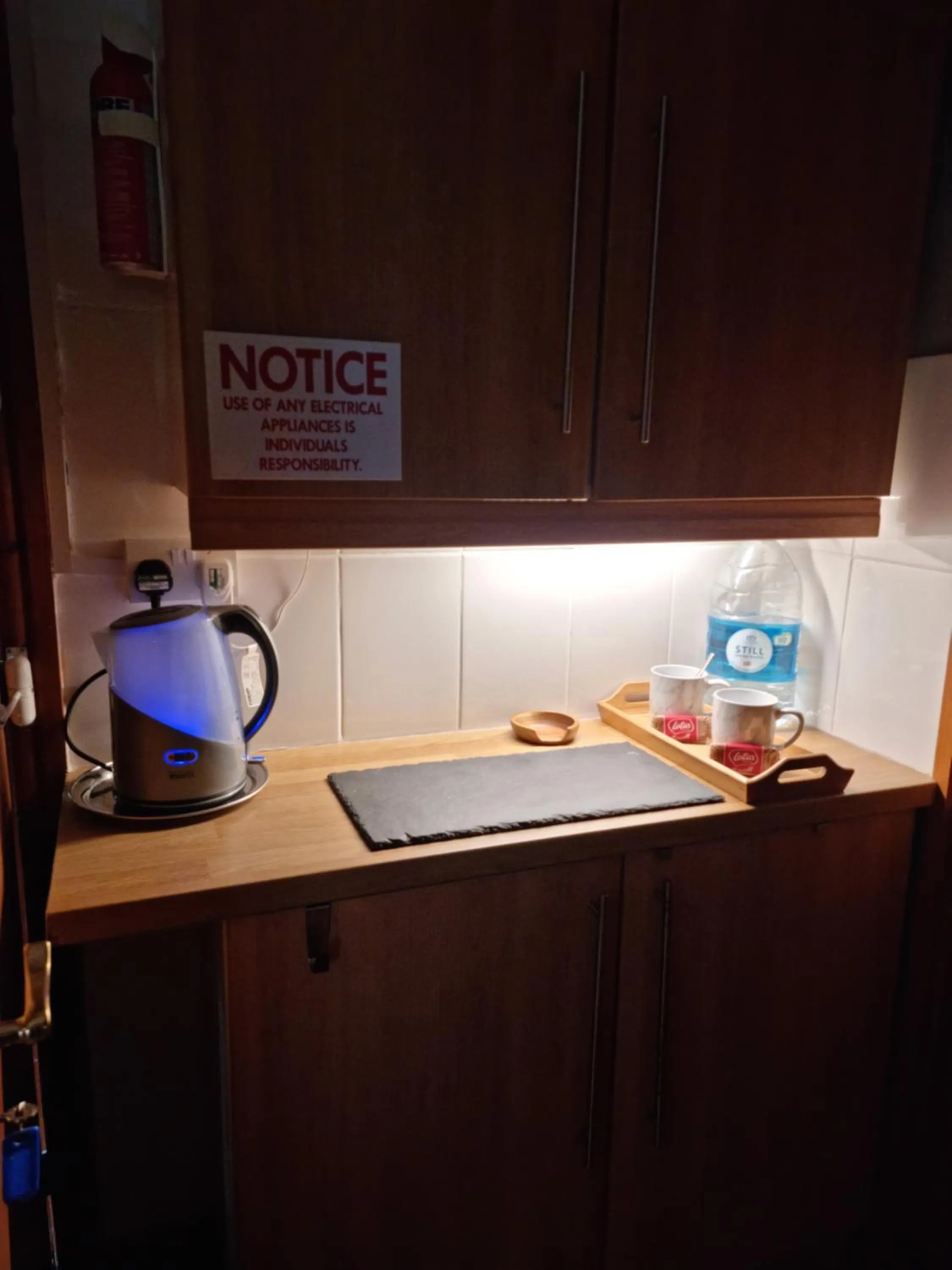 Coffee/tea facilities in Castle Lodge - Brecon Beacons Accommodation