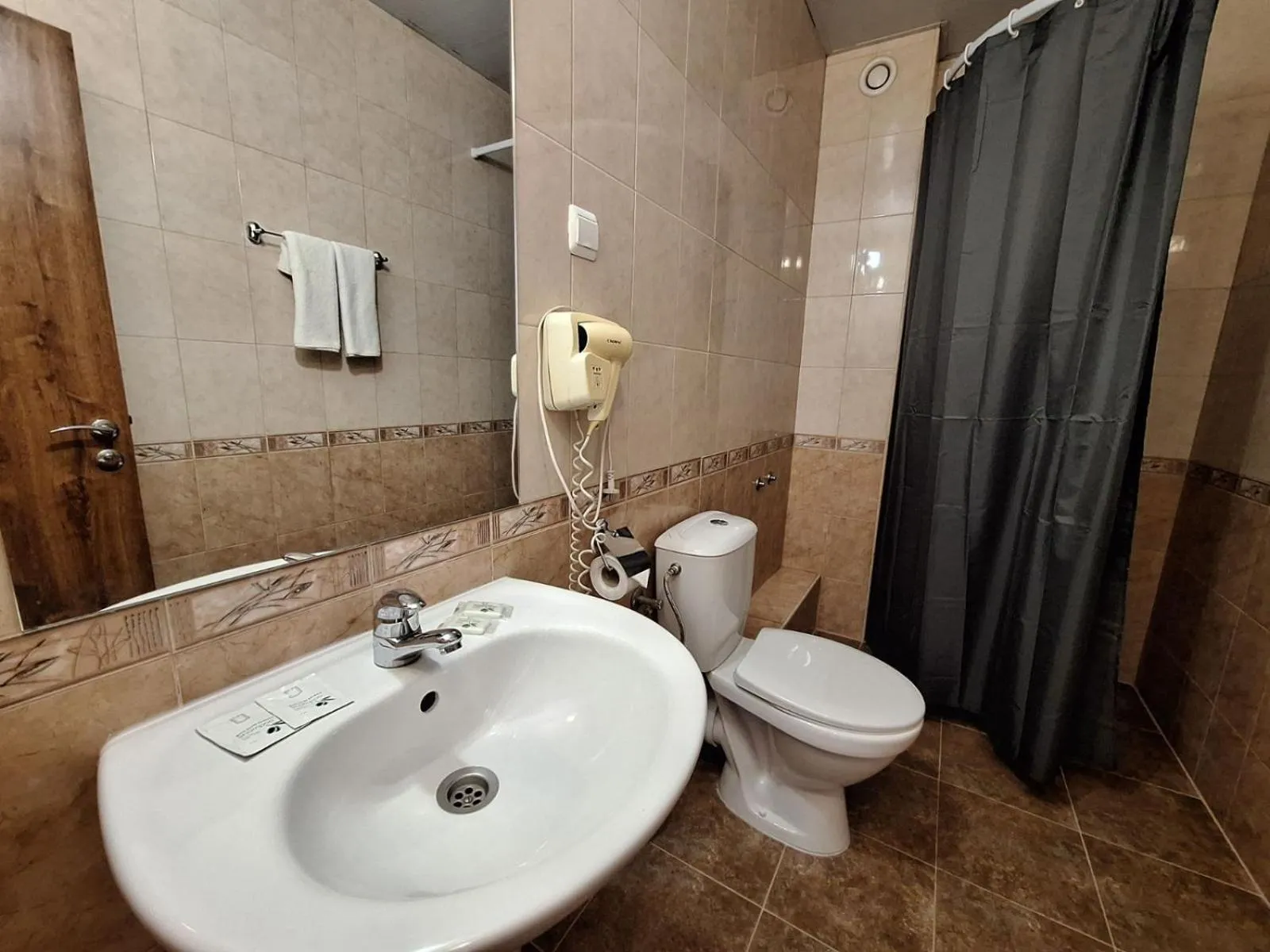 Shower in Hotel Elica