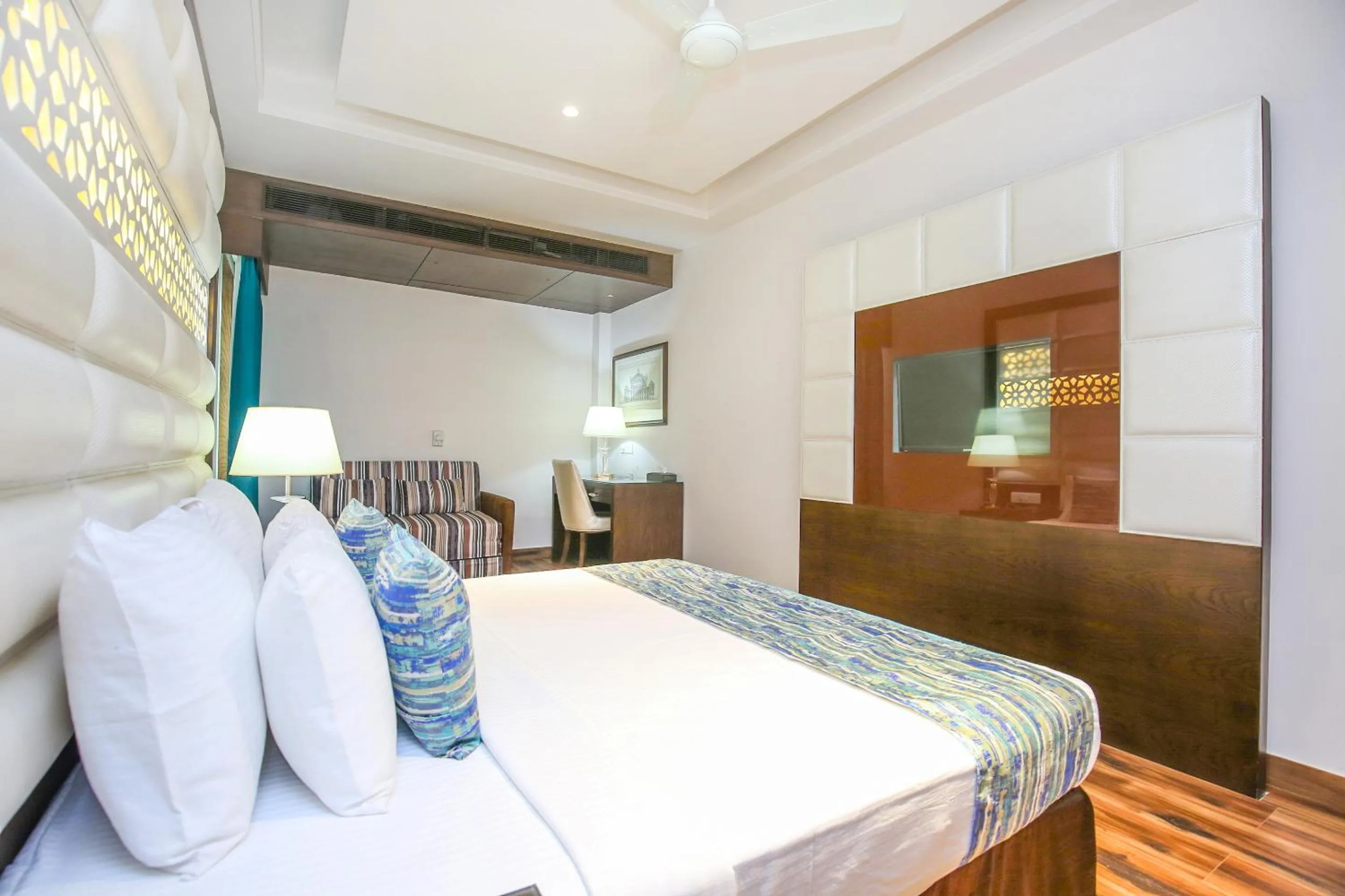 Bedroom, Bed in Hotel Stella Continental