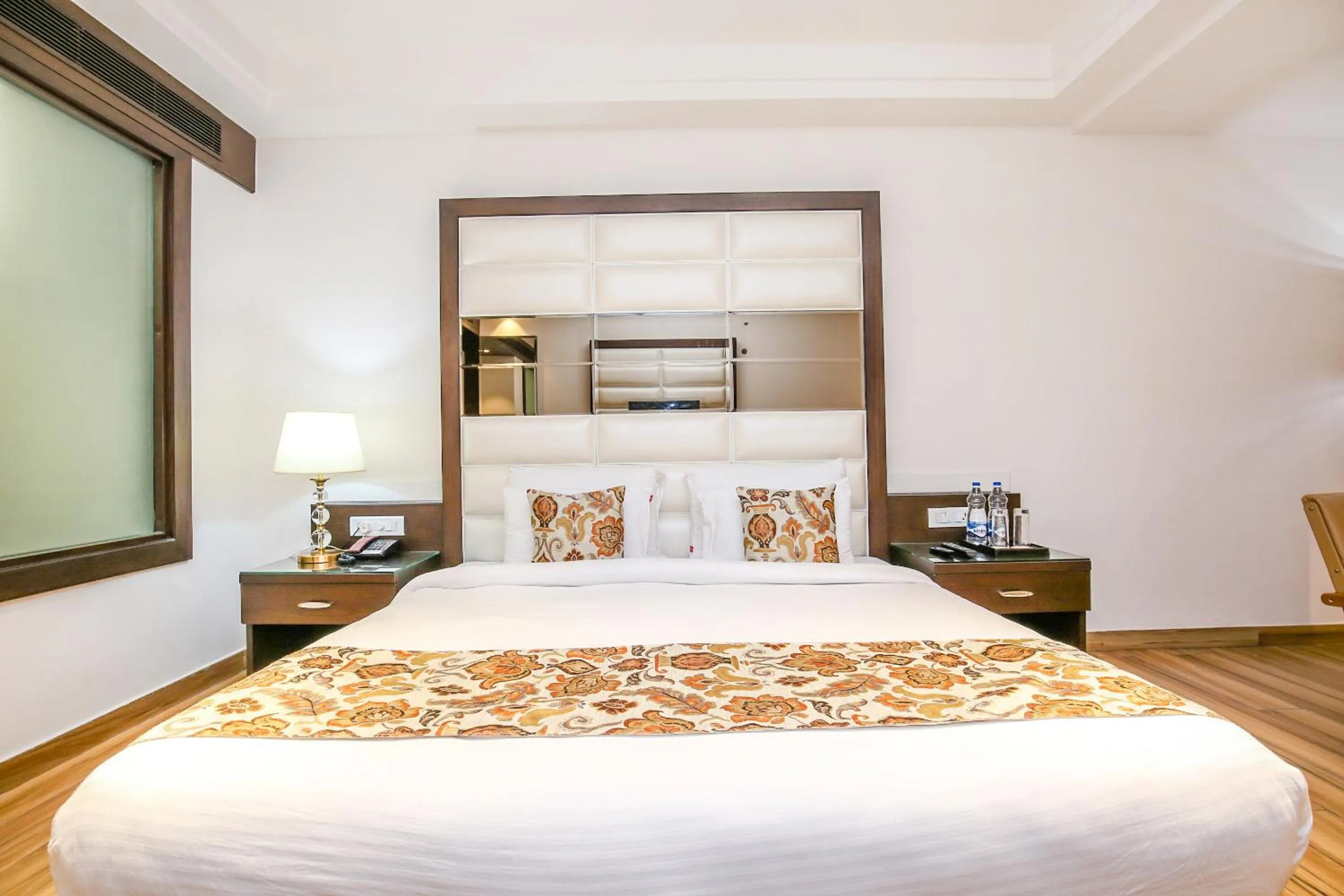 Photo of the whole room, Bed in Hotel Stella Continental