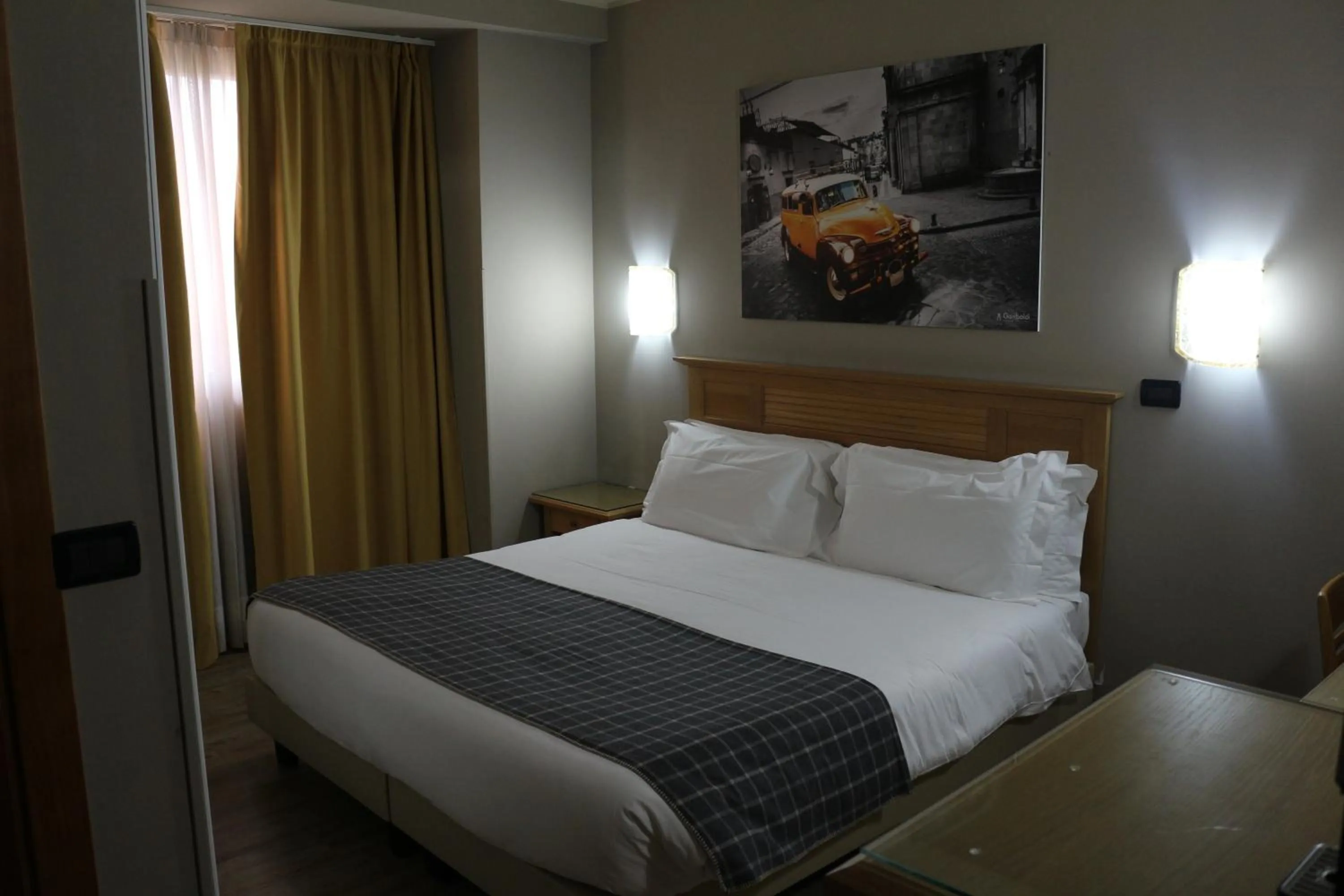 Bed in Hotel Garibaldi
