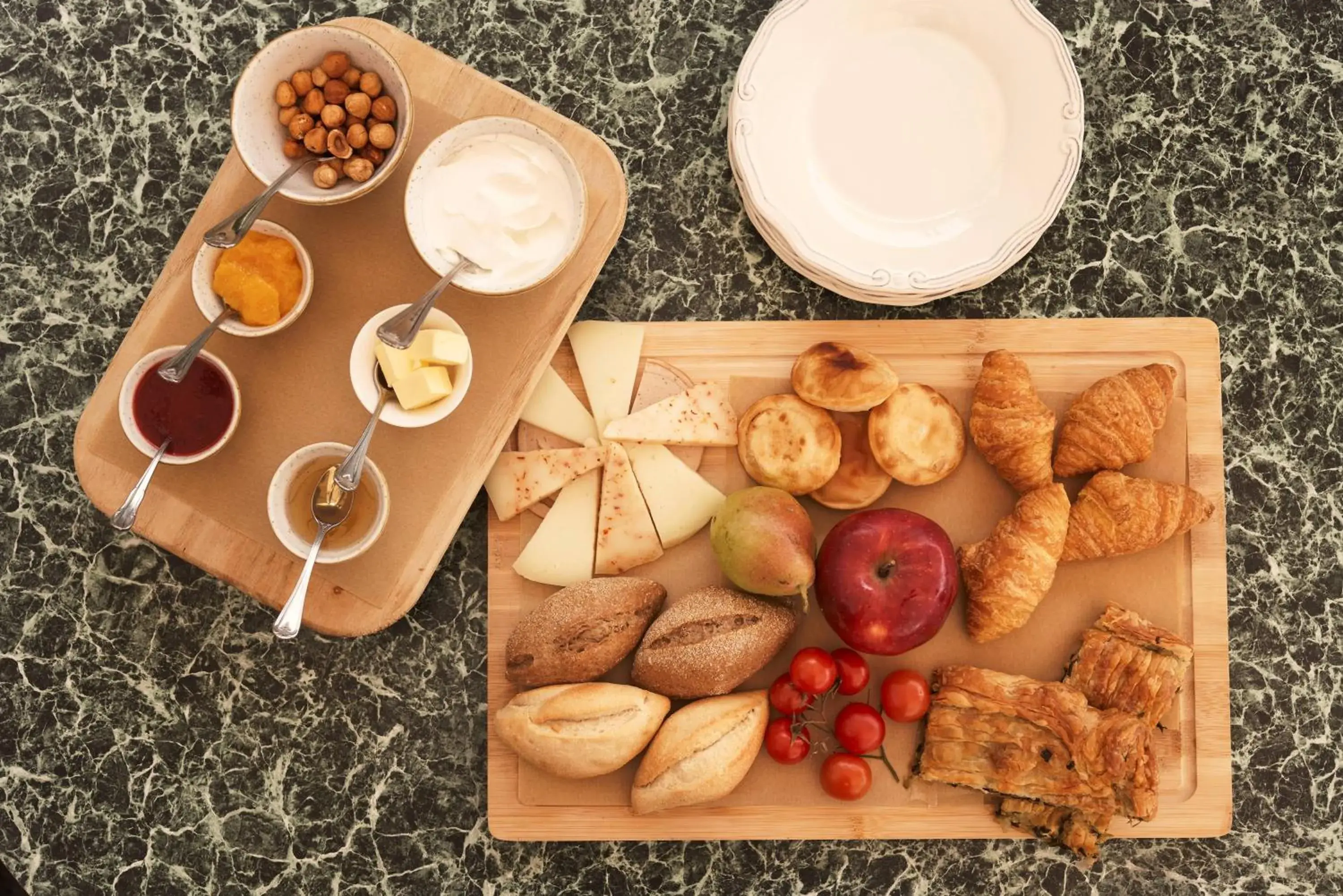 Breakfast in Legacy Gastro Suites Breakfast in Legacy Gastro Suites