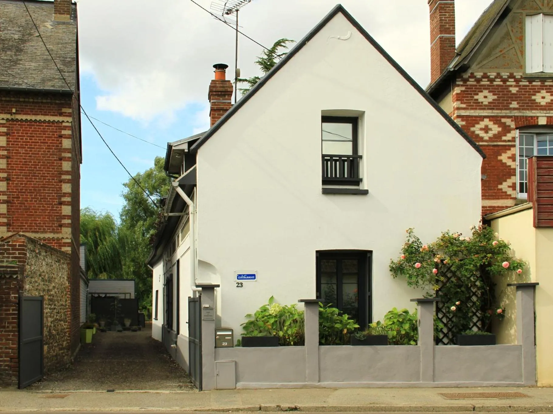 Property building in Cléome