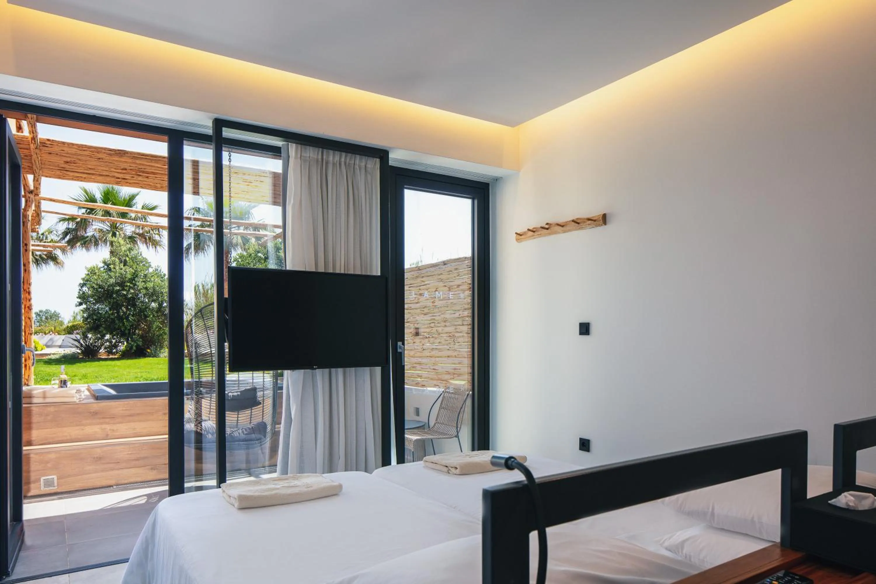 Photo of the whole room, Bed in La Mer Resort Spa Crete