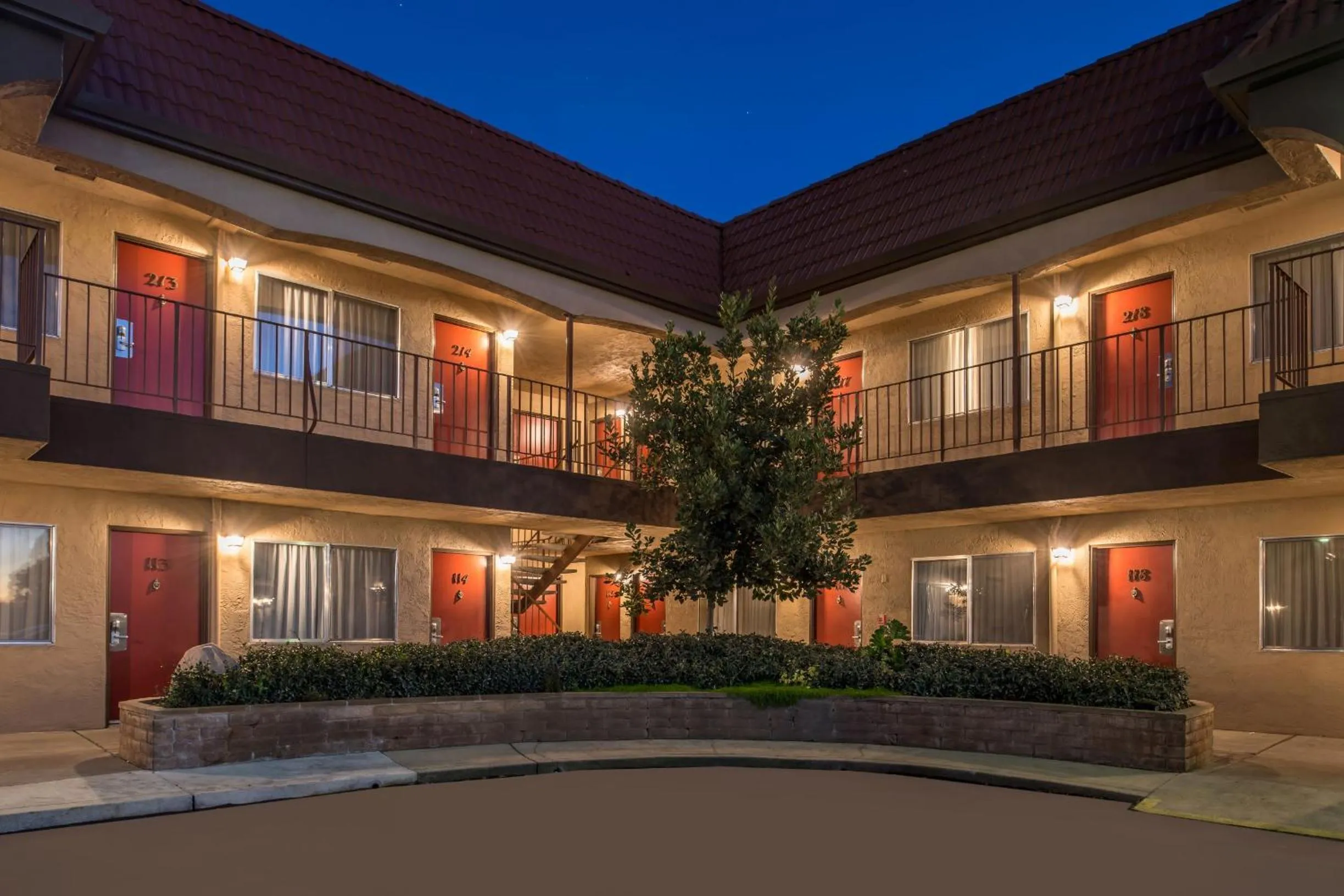 Property building in Laurel Inn & Conference Center