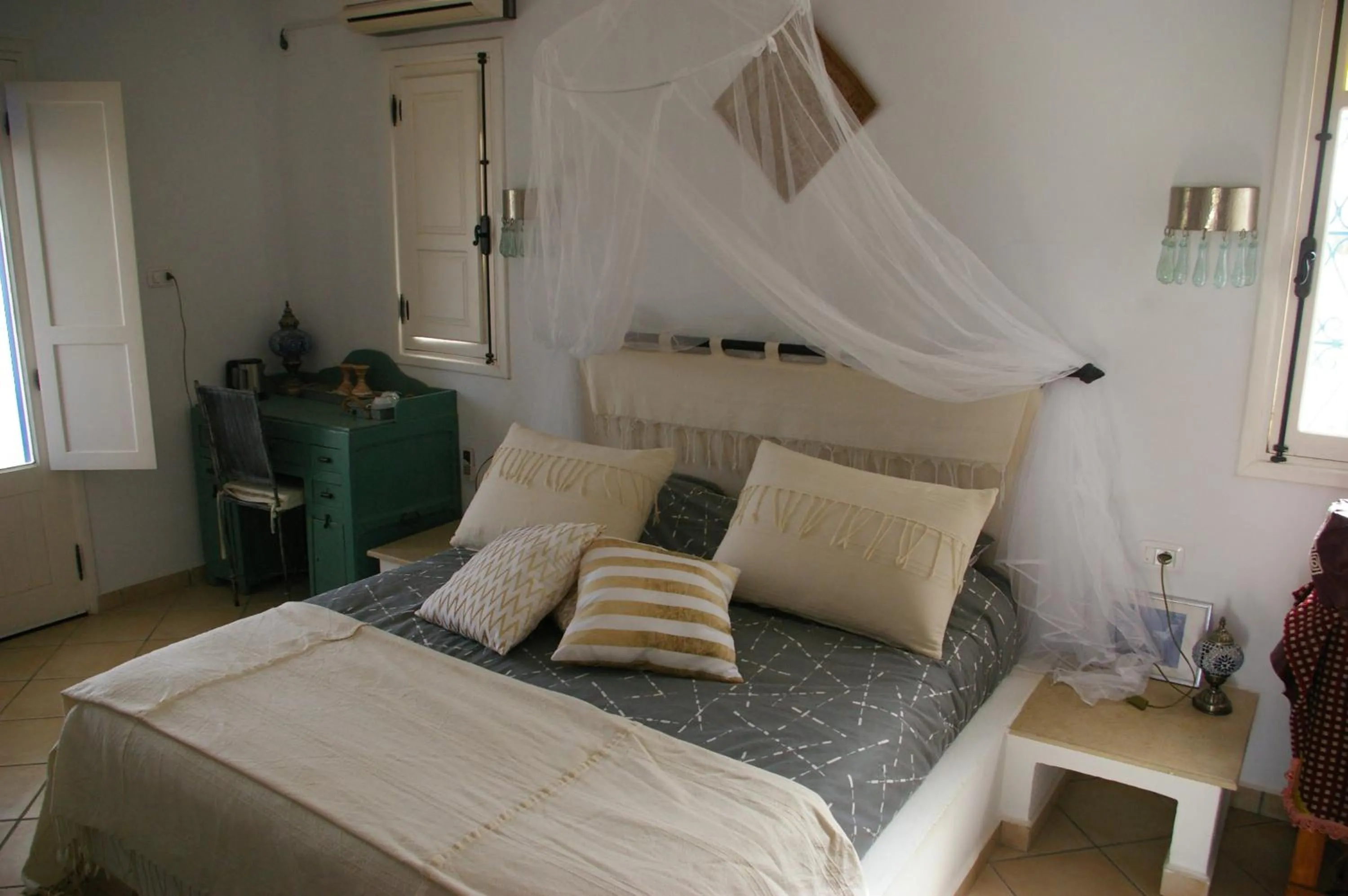 Bed in Midounia