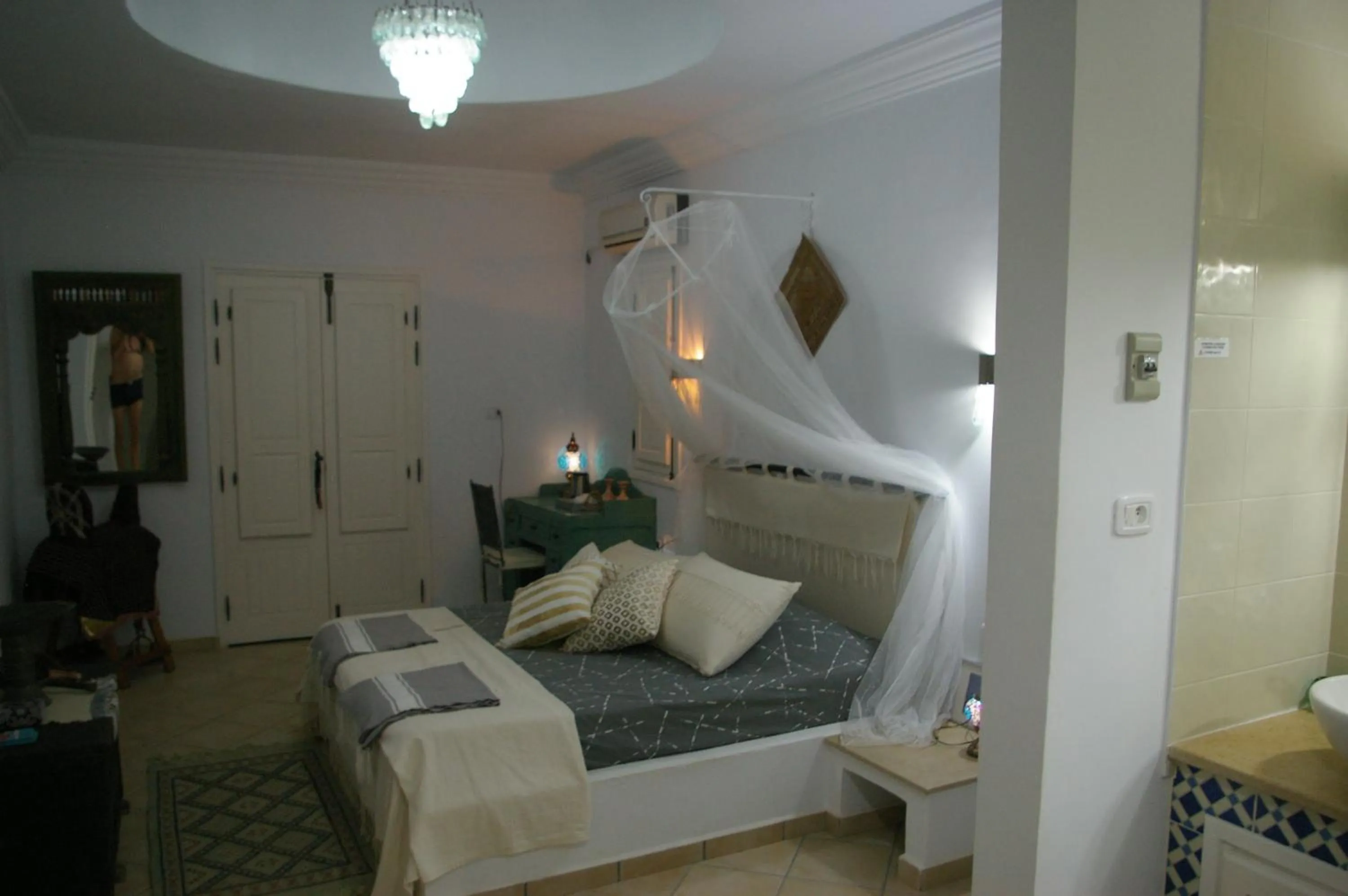 Bed in Midounia