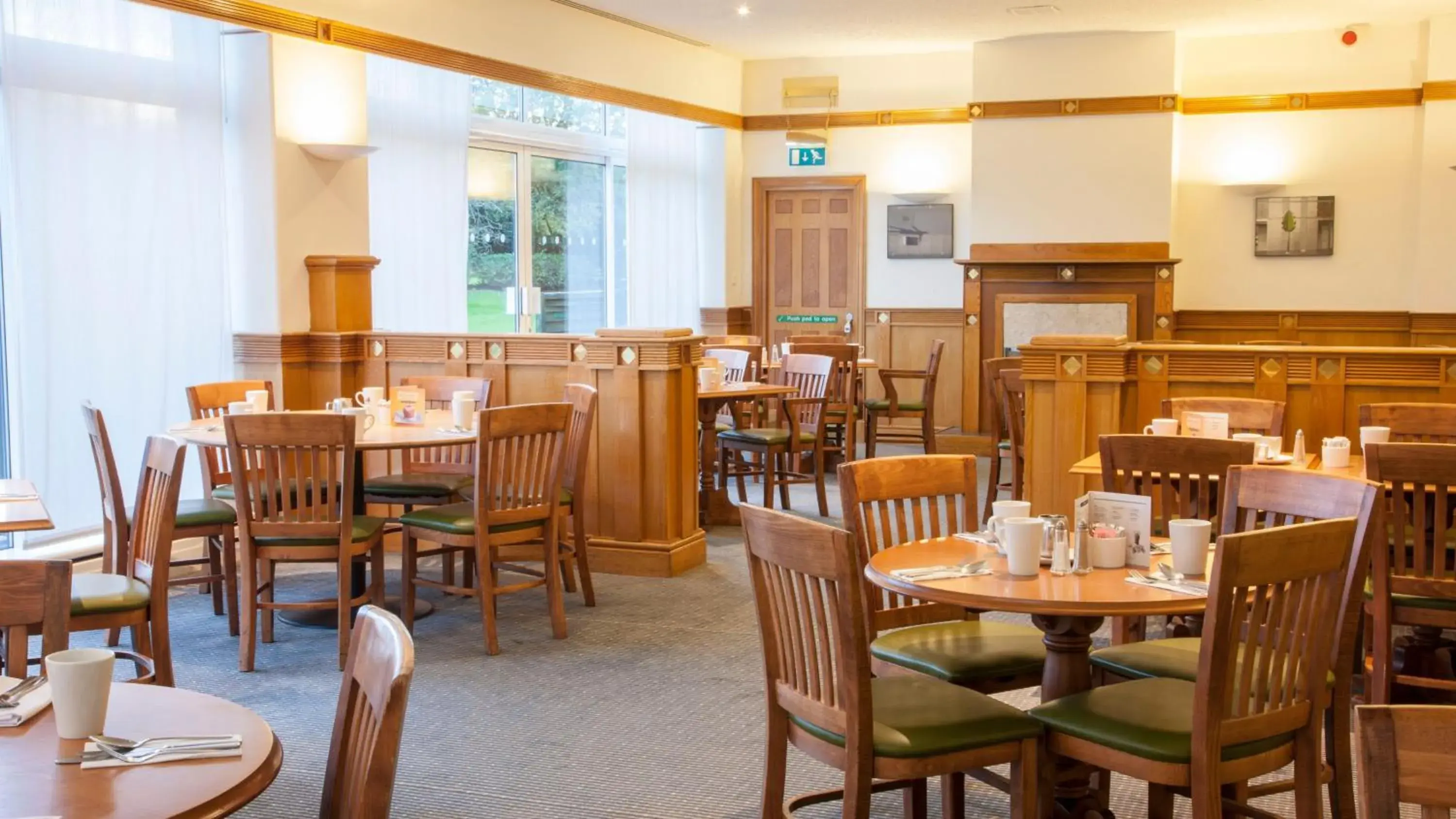 Restaurant/places to eat in Holiday Inn Washington by IHG Restaurant/places to eat in Holiday Inn Washington by IHG