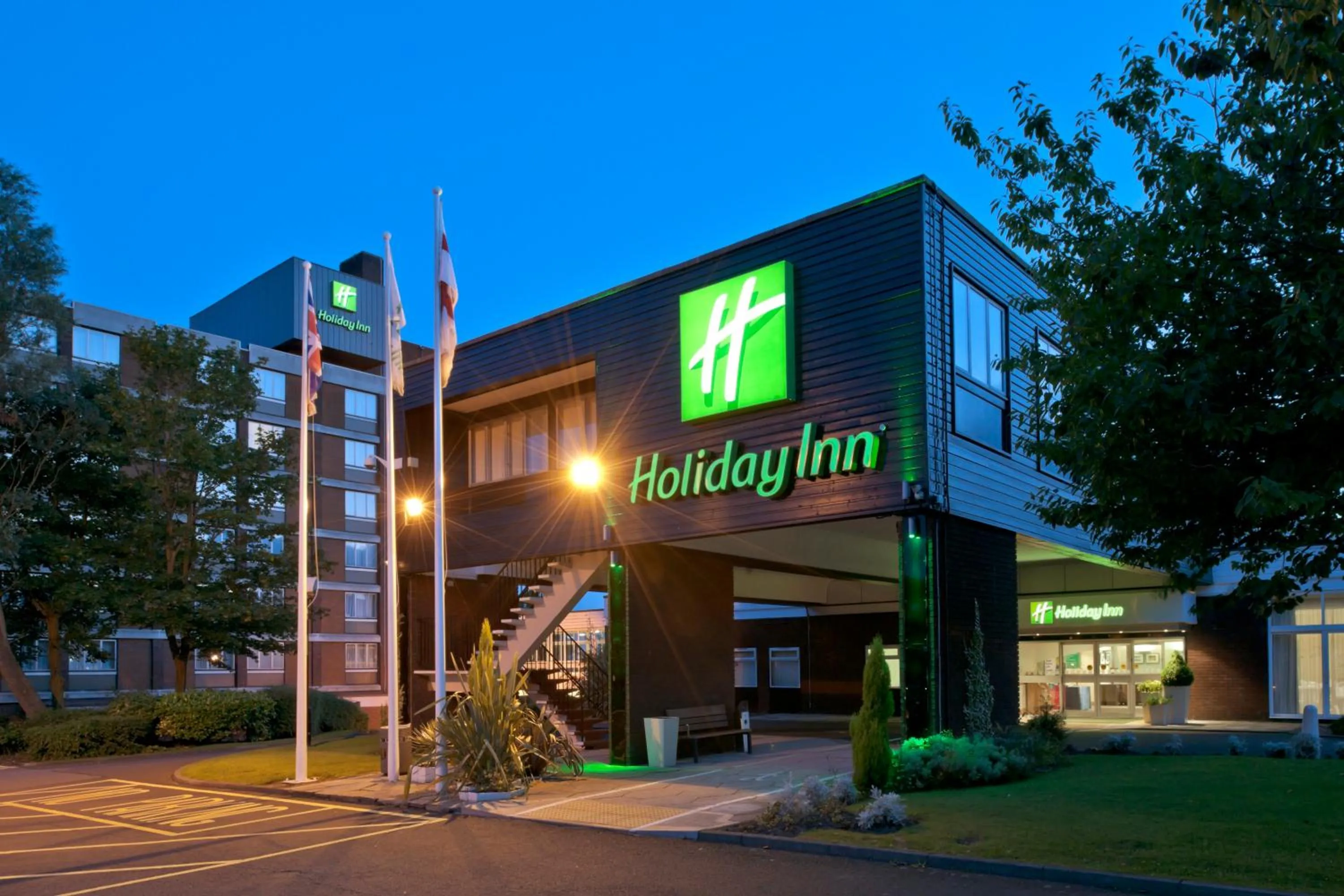 Property building in Holiday Inn Washington by IHG