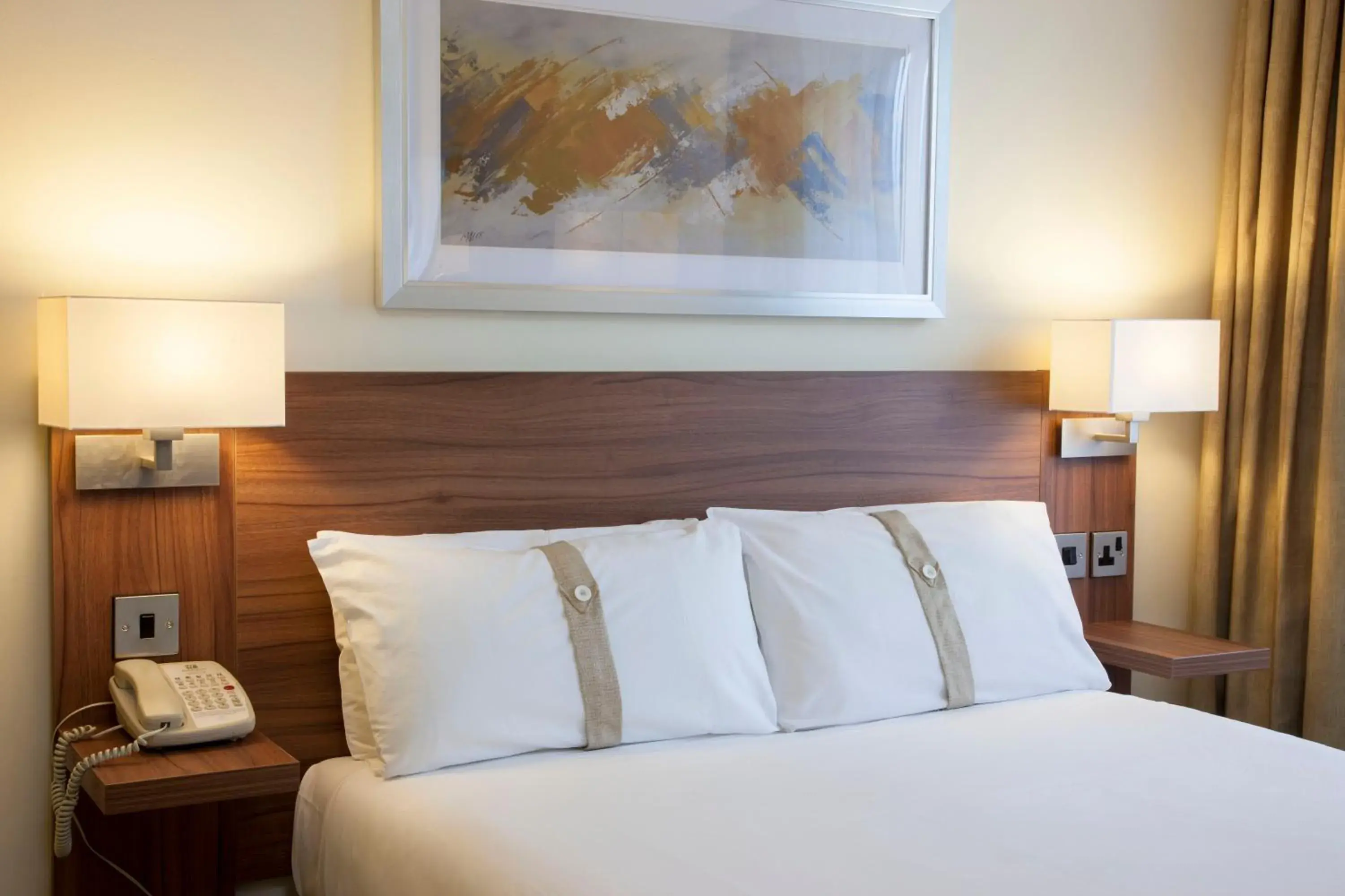 Standard King Room in Holiday Inn Washington by IHG Standard King Room in Holiday Inn Washington by IHG