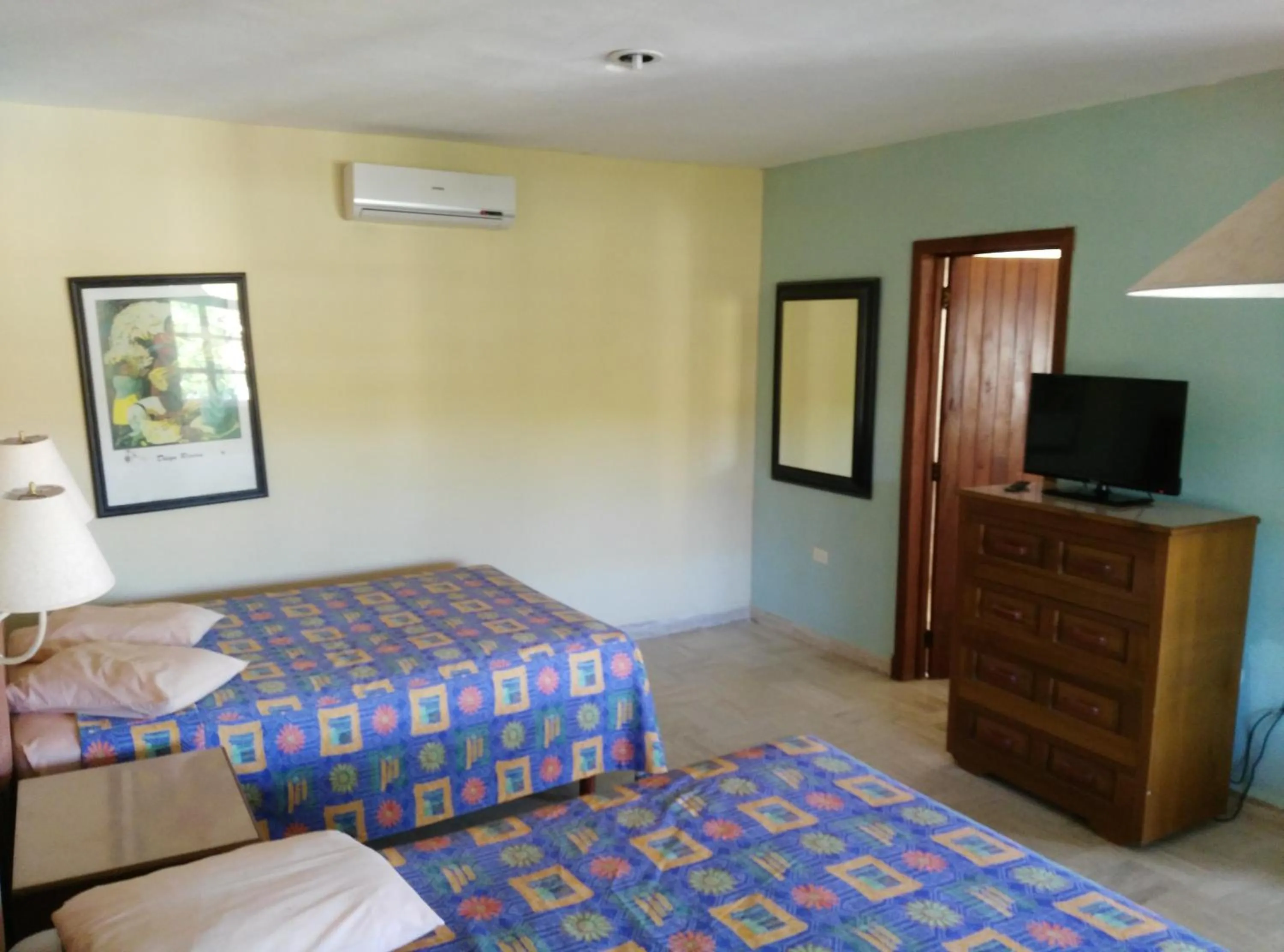 Bedroom, Bed in Hotel Debliz Xpujil