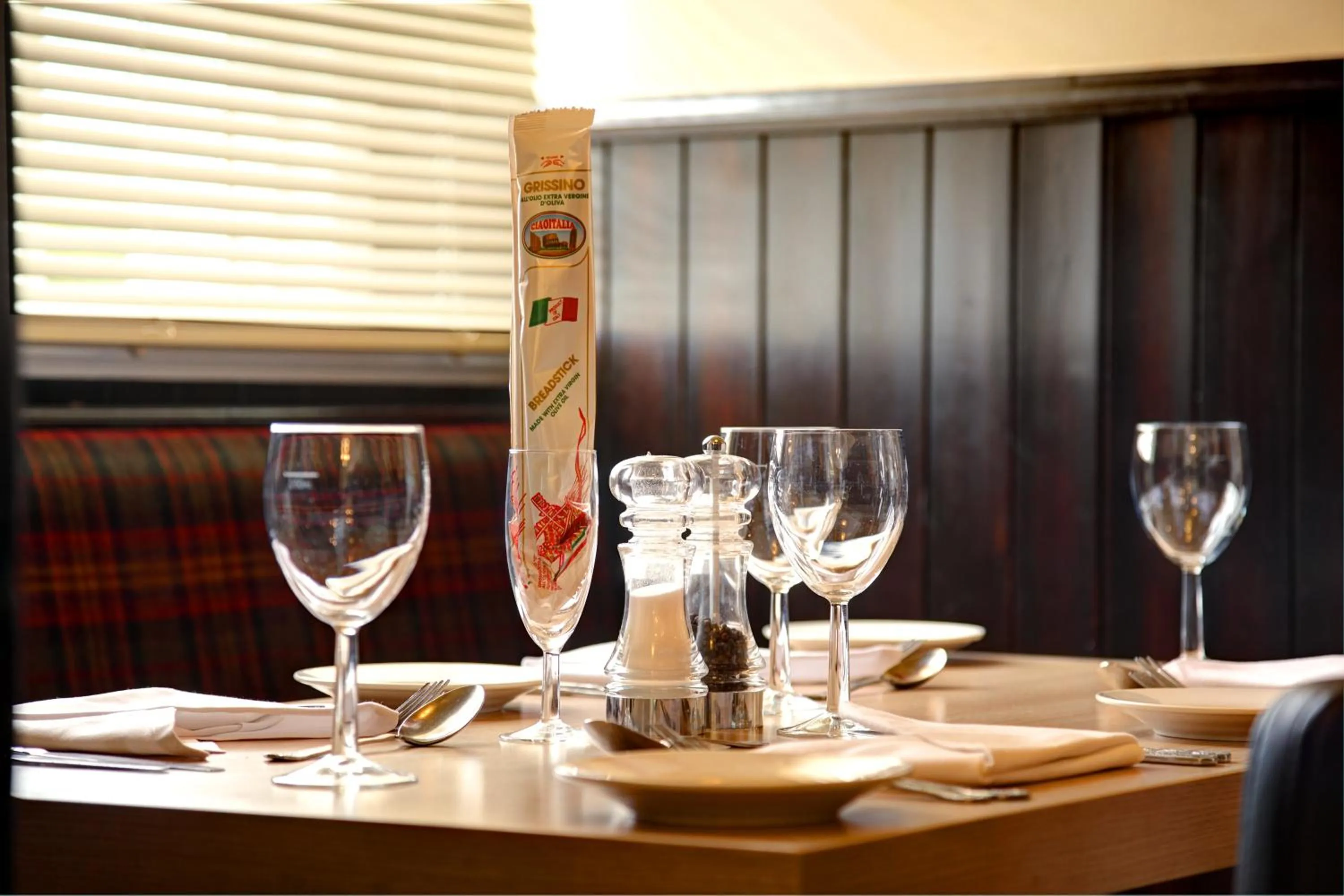 Restaurant/places to eat in The Imperial Hotel