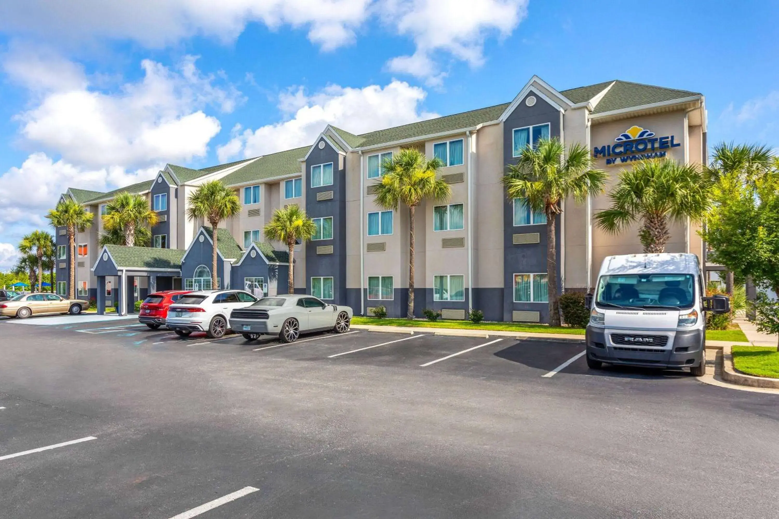 Property building in Microtel Inn & Suites by Wyndham Panama City Property building in Microtel Inn & Suites by Wyndham Panama City