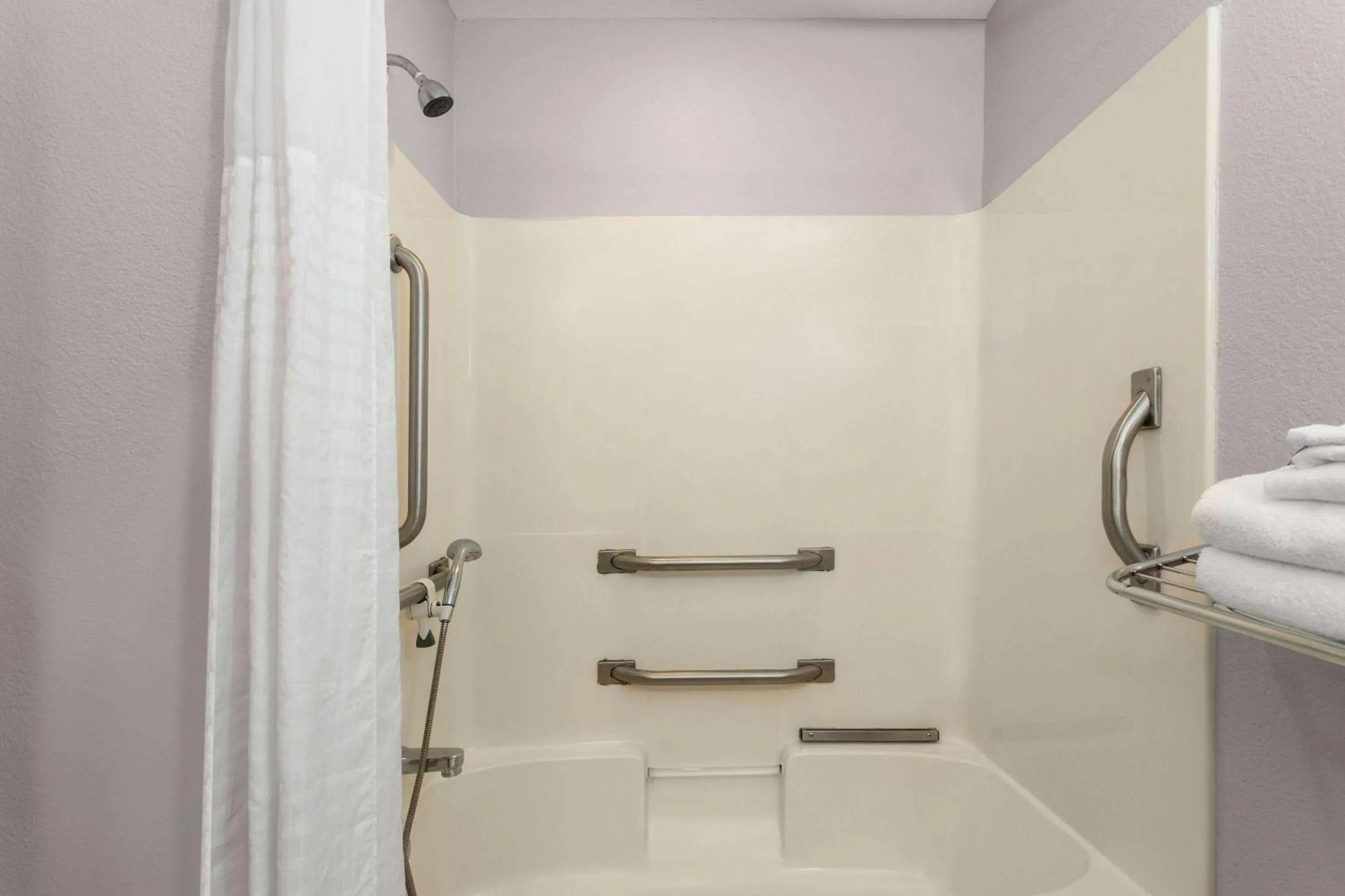 Bathroom in Microtel Inn & Suites by Wyndham Panama City