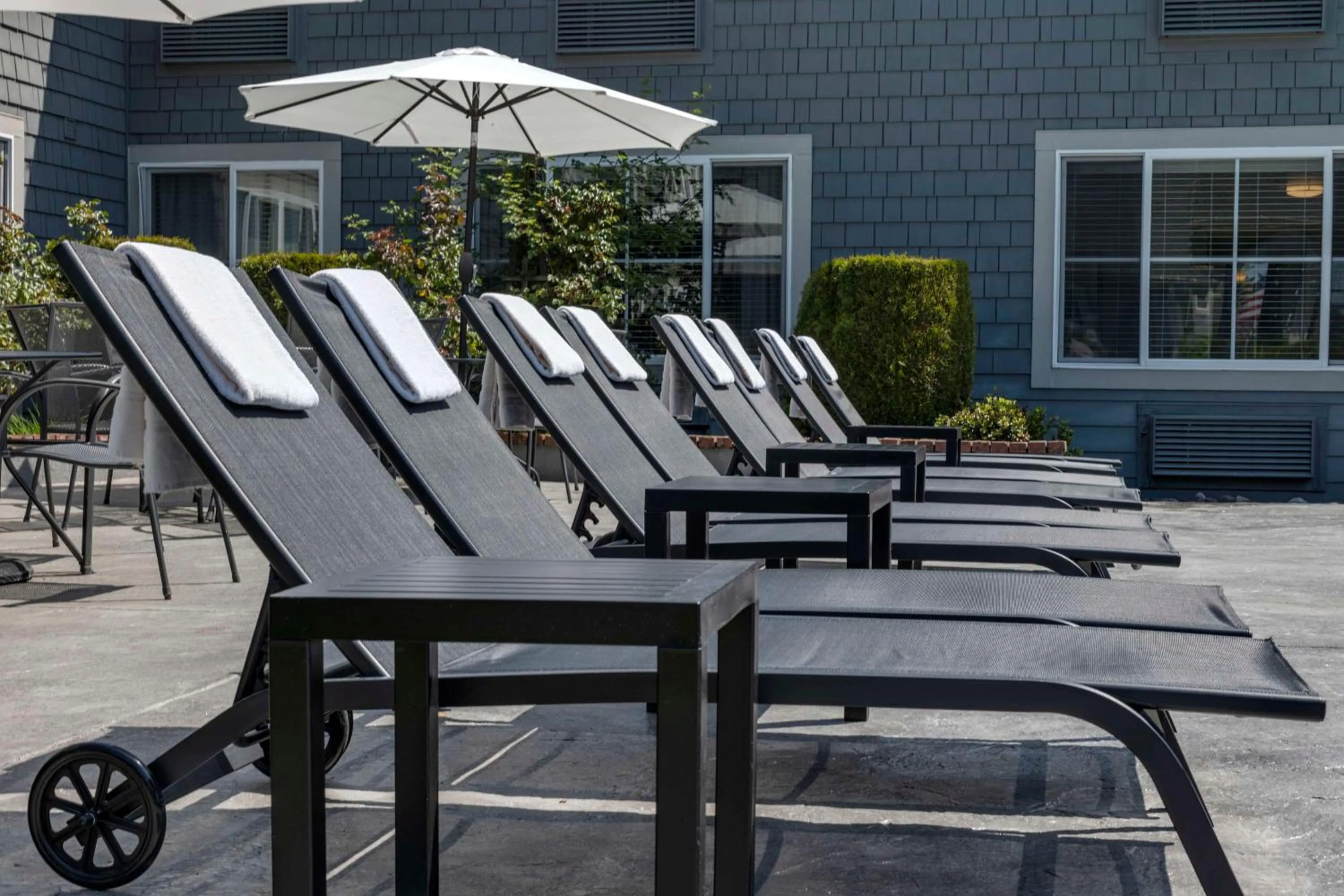 Pool view in Best Western Wesley Inn & Suites