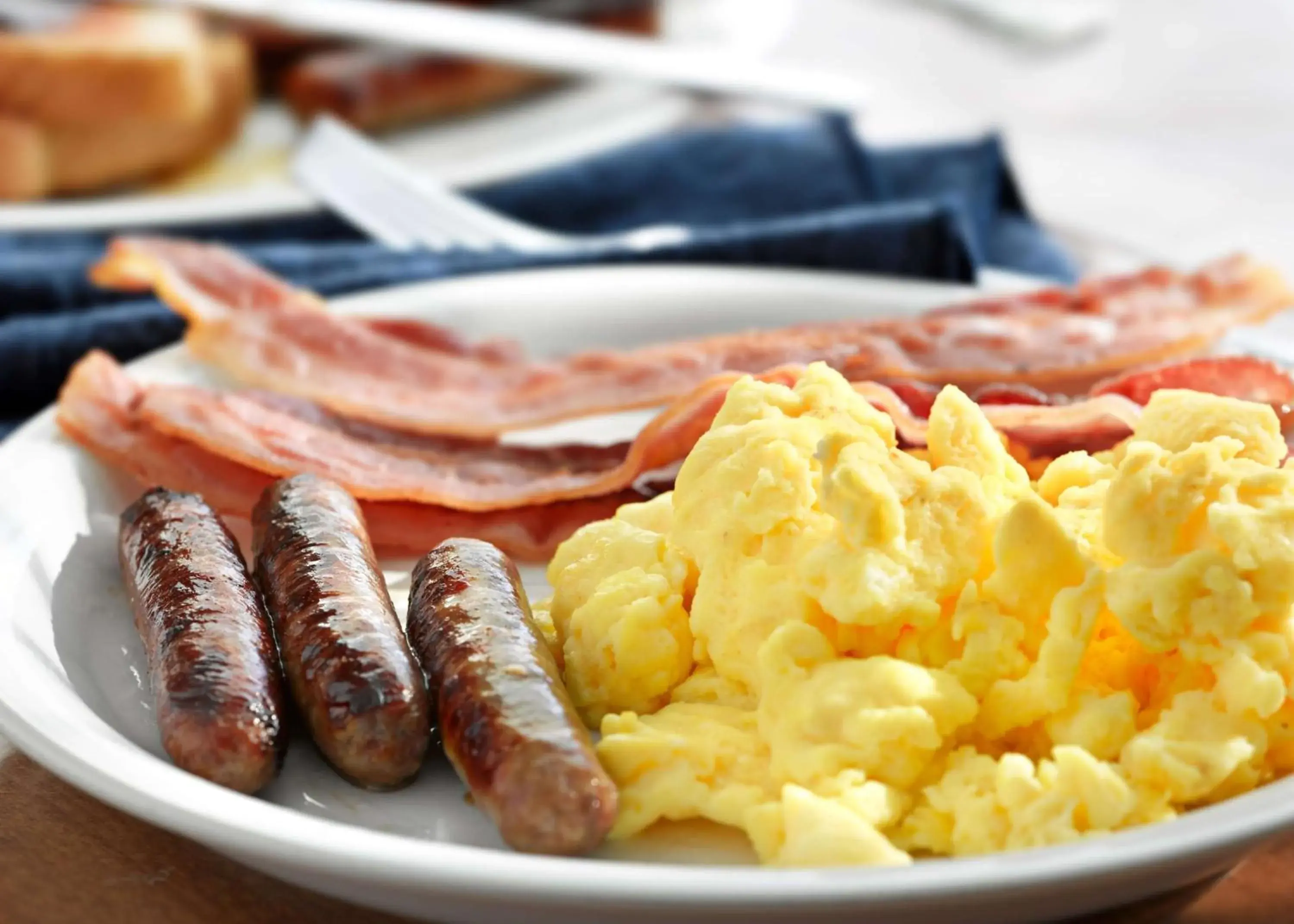 Food and drinks in Best Western Wesley Inn & Suites Food and drinks in Best Western Wesley Inn & Suites