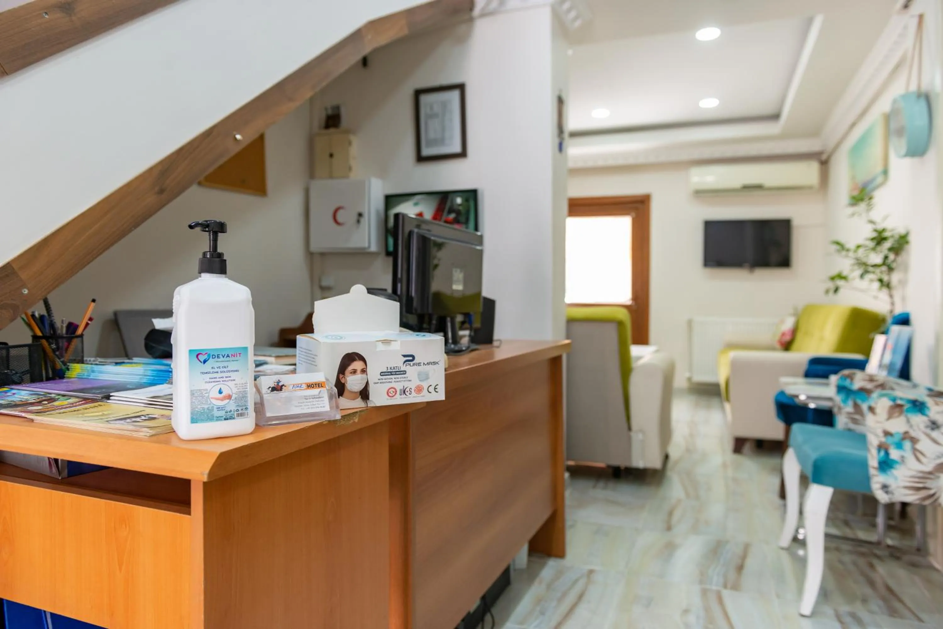 Coffee/tea facilities in Nar Hotel