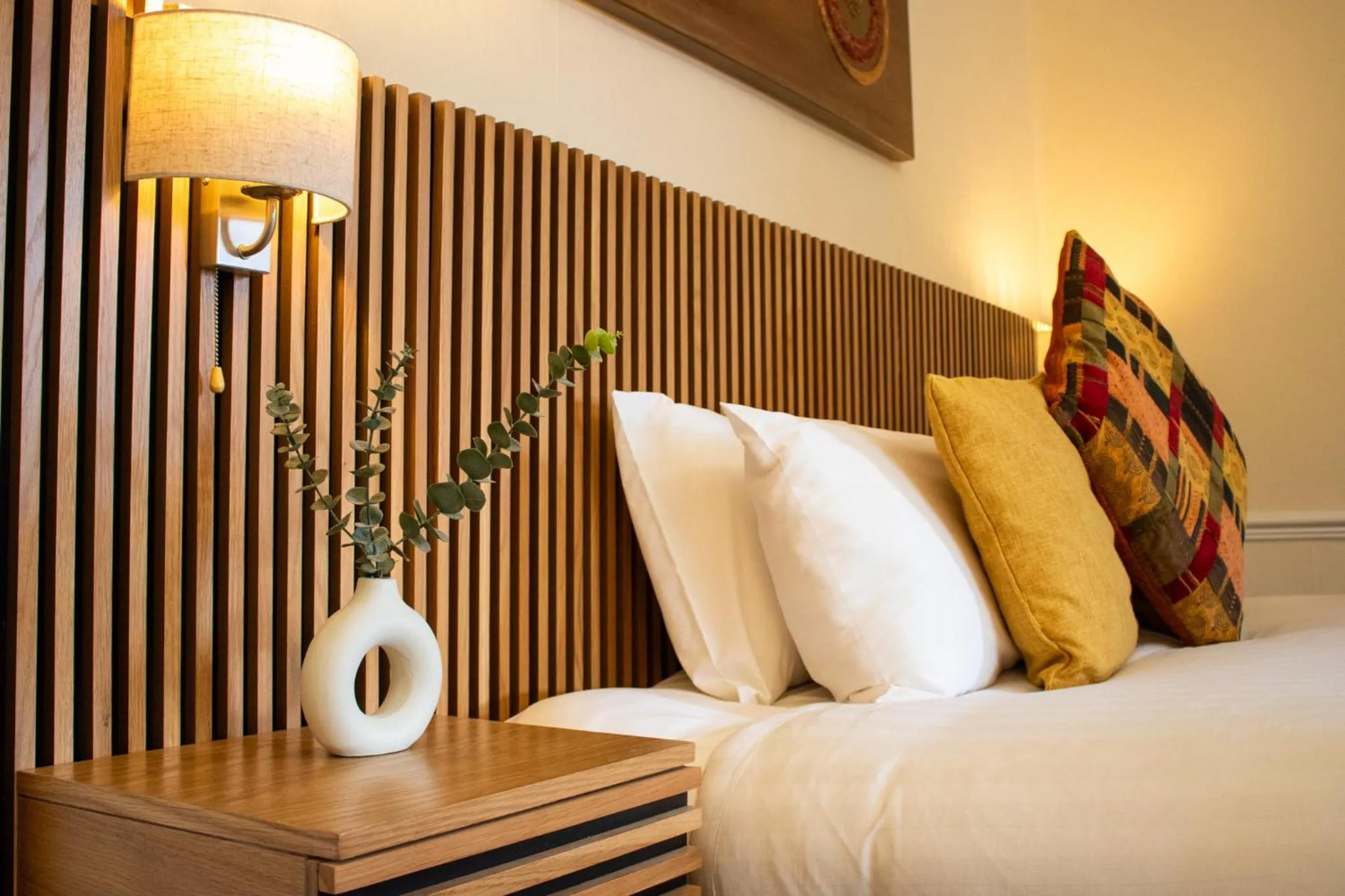 Bedroom, Bed in Scole Inn Hotel