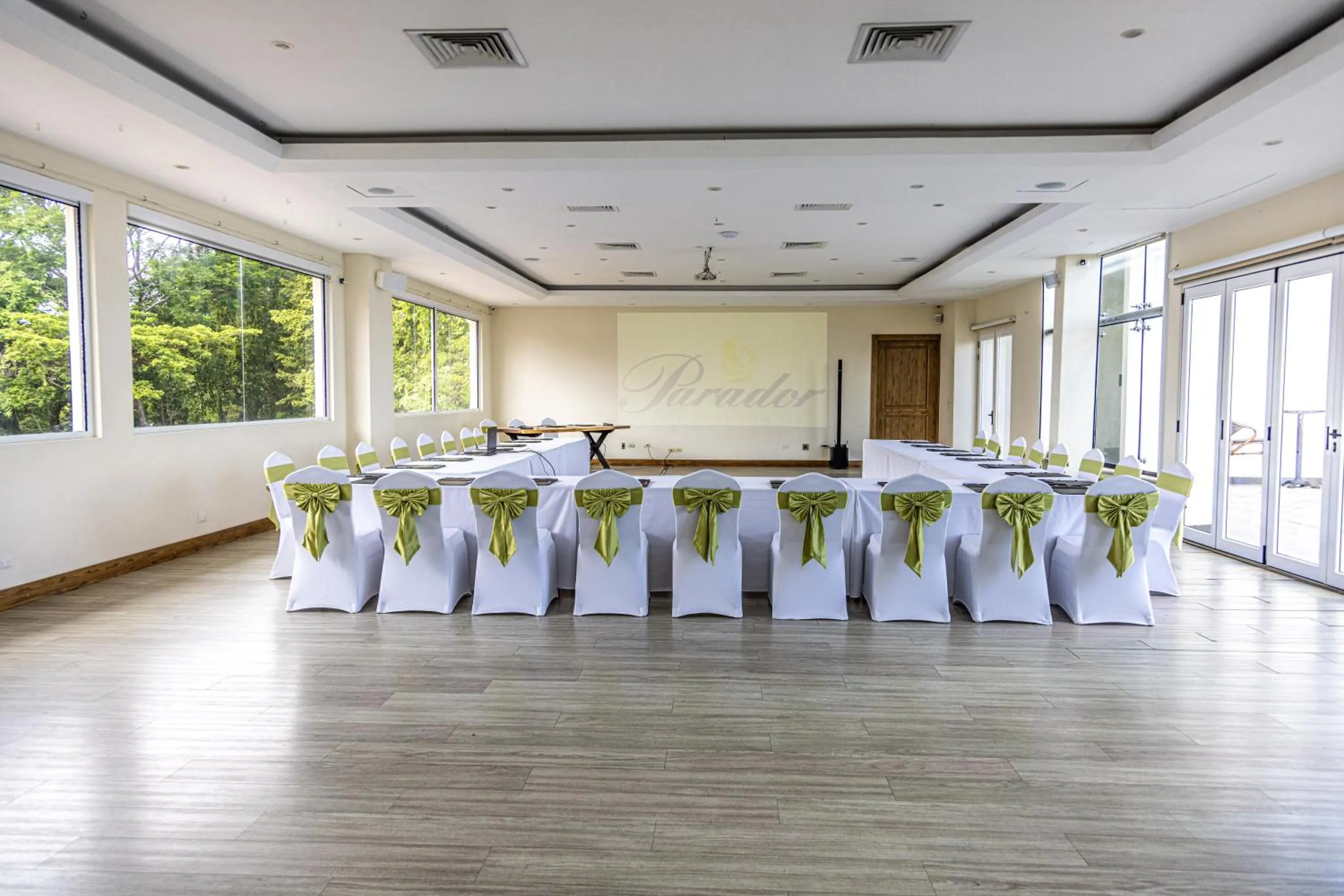 Meeting/conference room in Parador Nature Resort and Spa