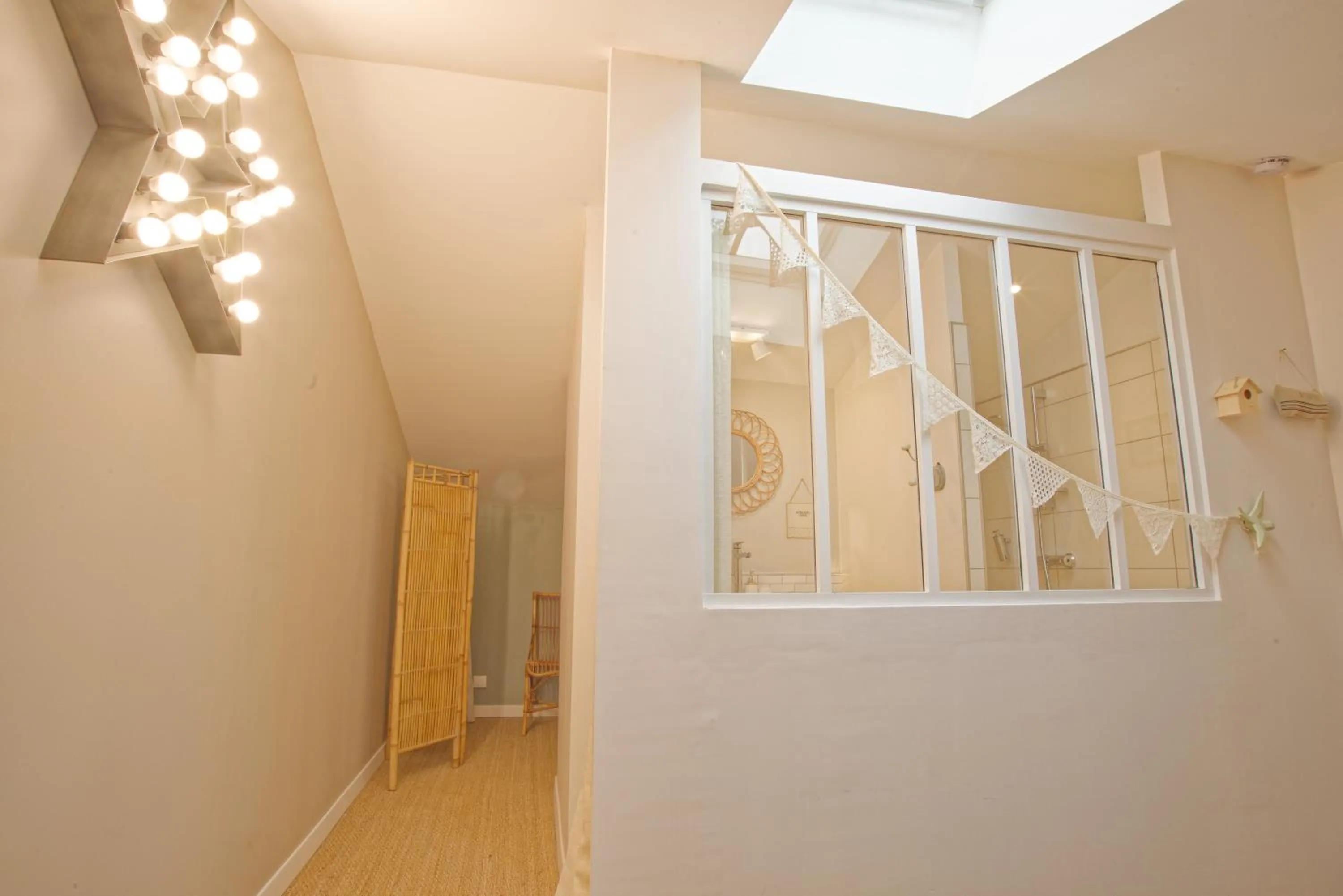 Bed in La Belle lurette