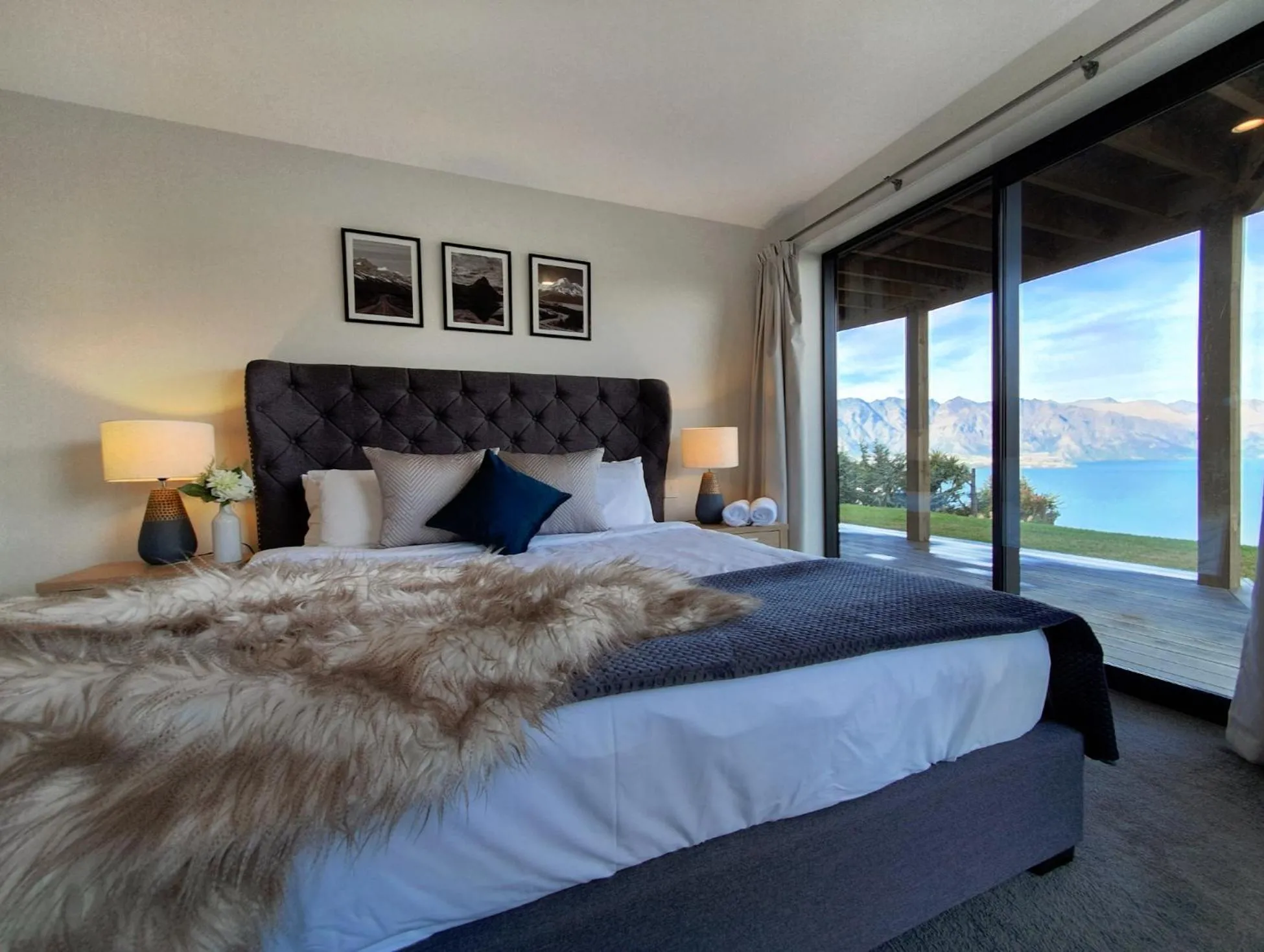 Bed in Modern Luxe House with Magnificent View