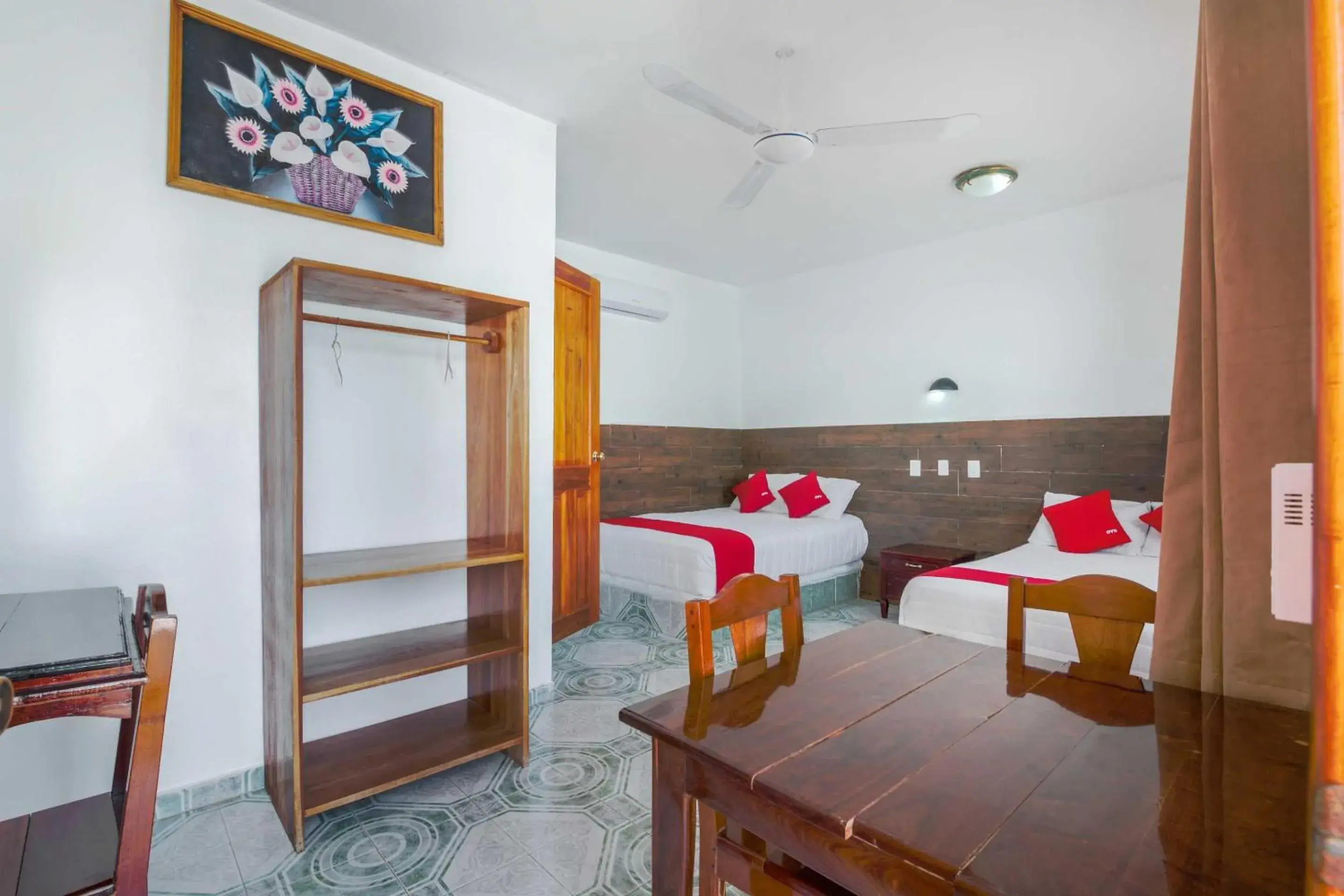 Bedroom, Bed in OYO Hotel Palma Real Bedroom, Bed in OYO Hotel Palma Real