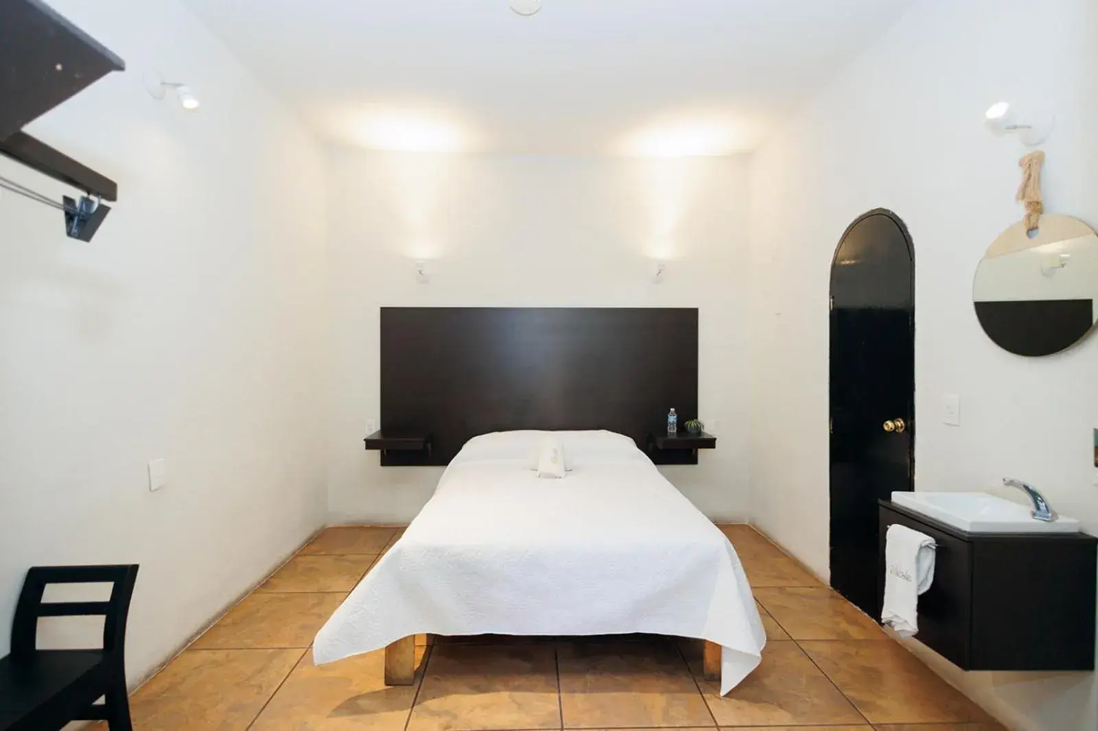 Superior Queen Room in Hotel Allende Morelia Superior Queen Room in Hotel Allende Morelia