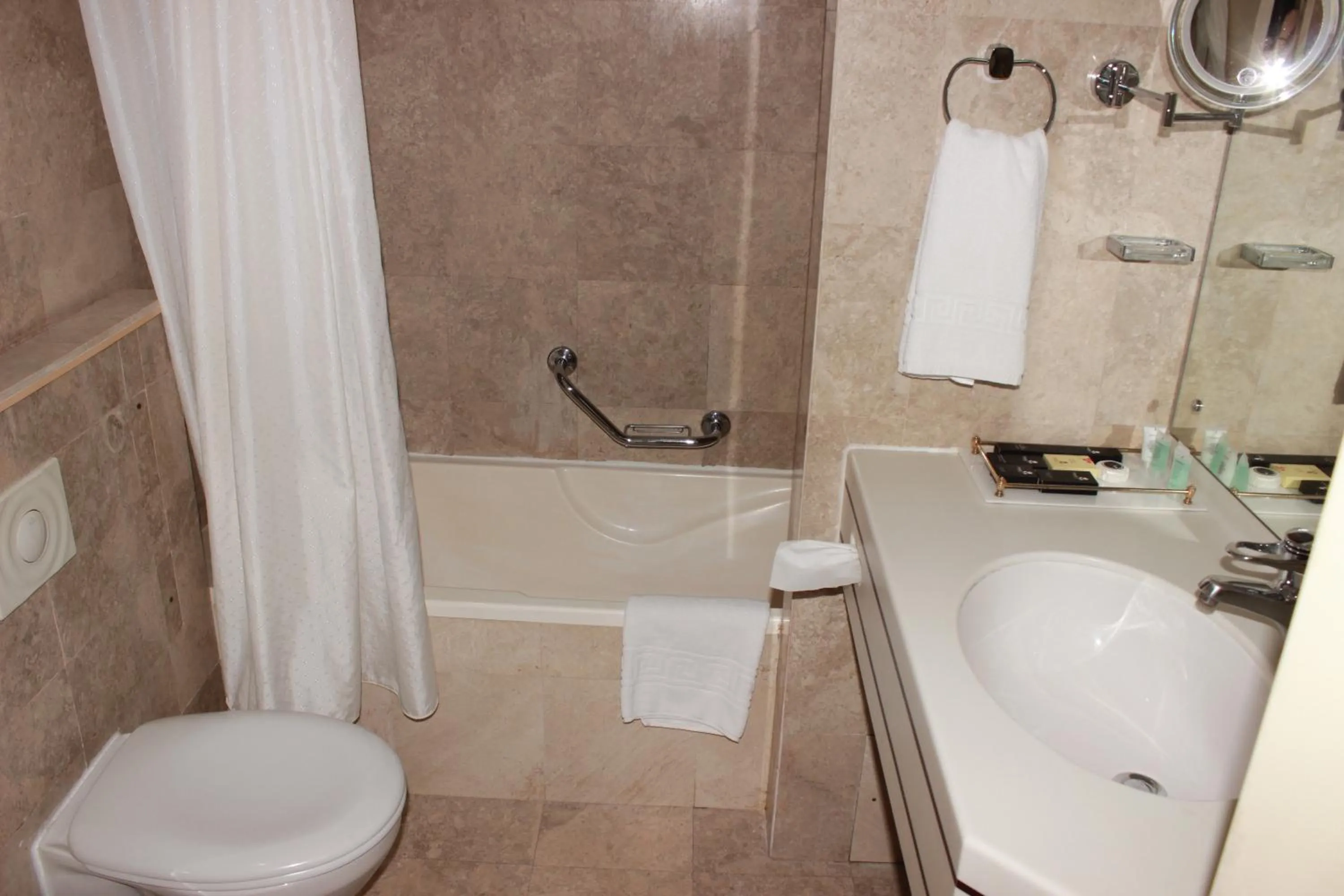 Bathroom in Al Qurum Resort