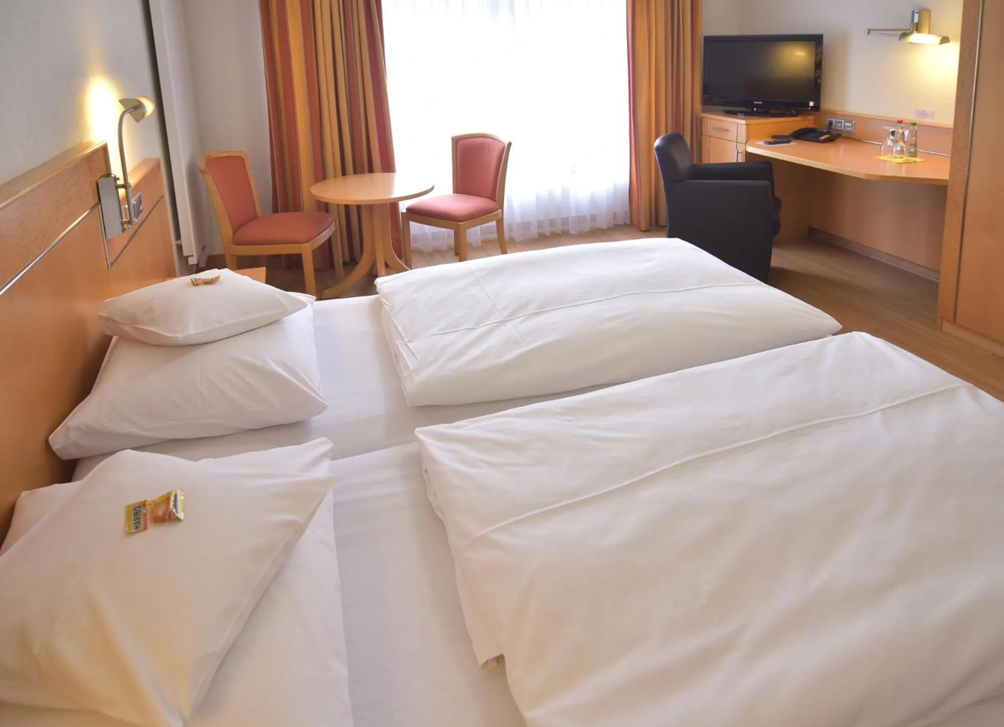 Bed in Hotel - Restaurant Hirsch