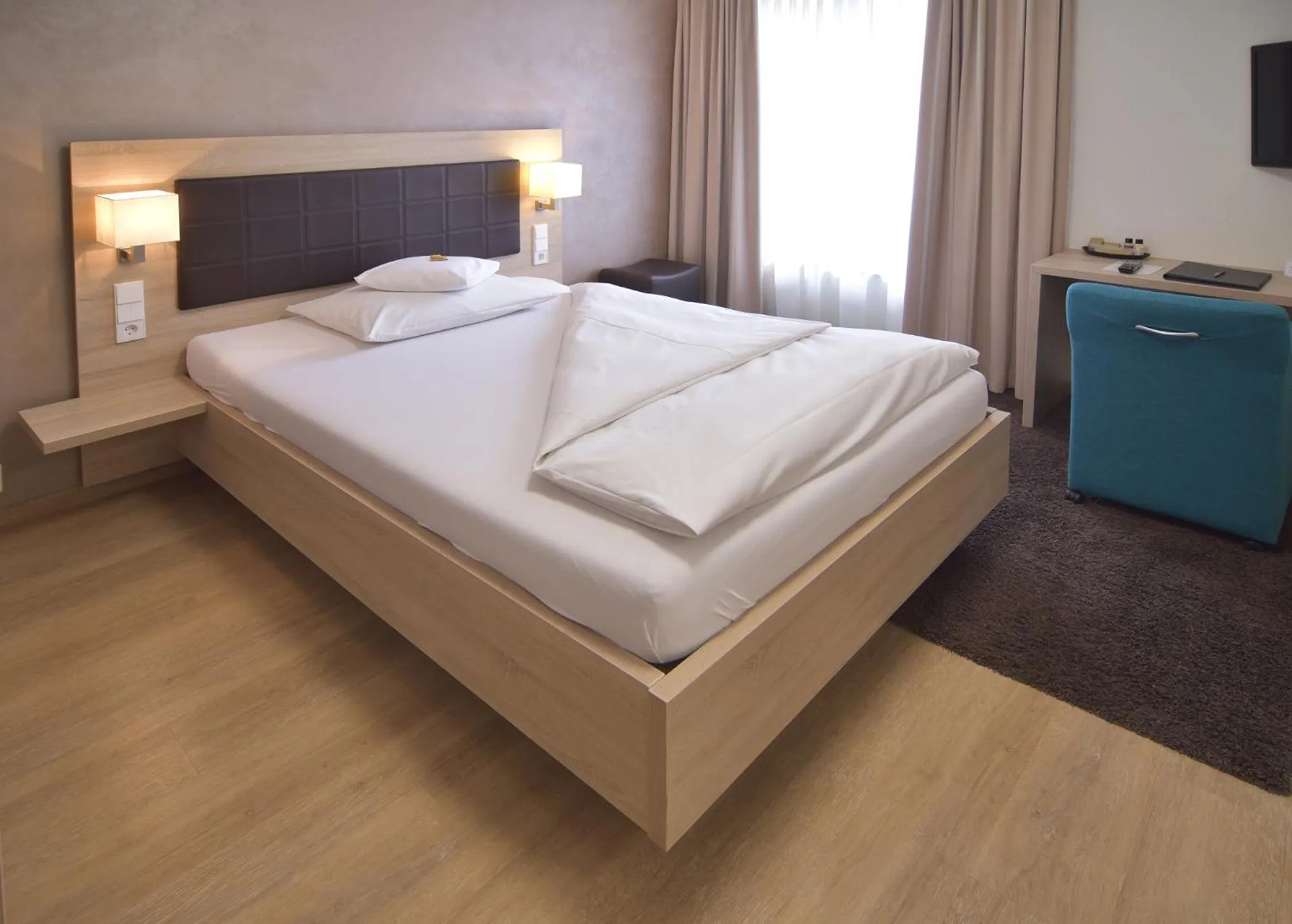 Bed in Hotel - Restaurant Hirsch