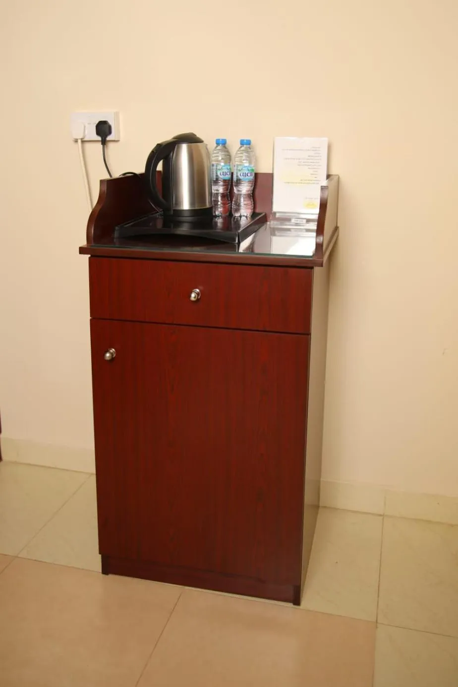Coffee/tea facilities in Al Ayjah Plaza Hotel