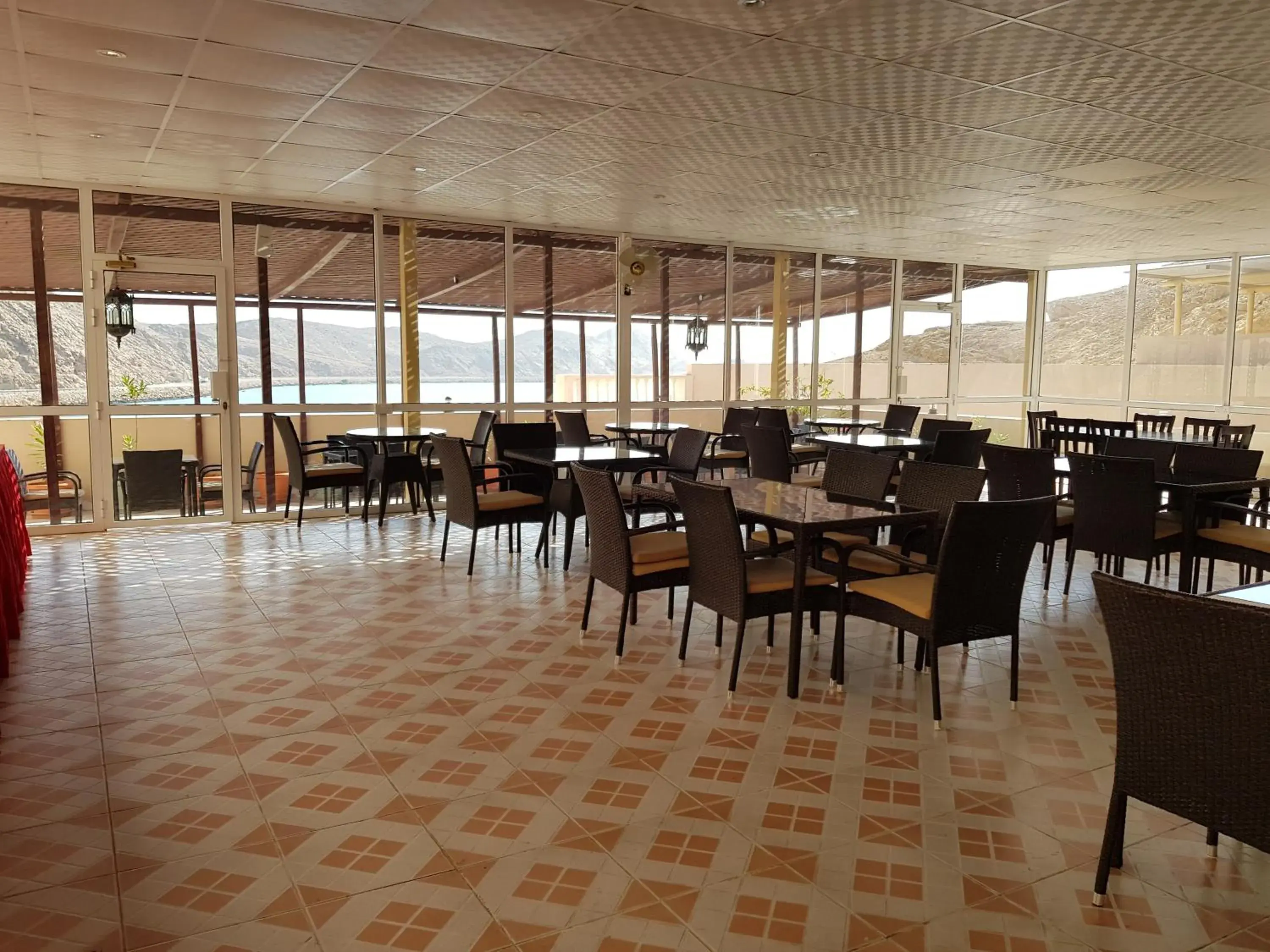 Restaurant/places to eat in Al Ayjah Plaza Hotel Restaurant/places to eat in Al Ayjah Plaza Hotel